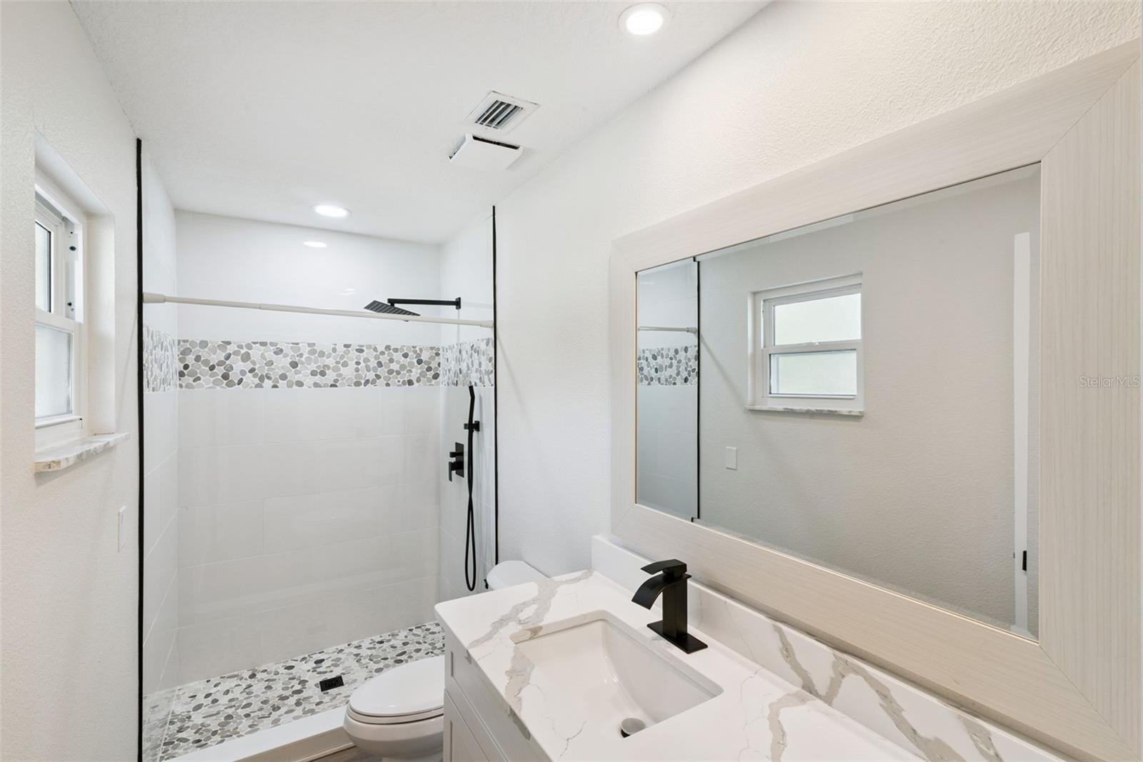 Image 25 of 61 For 1450 Hilltop Drive