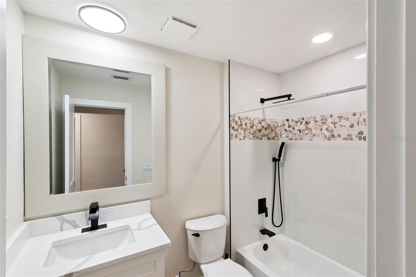 Image 29 of 61 For 1450 Hilltop Drive