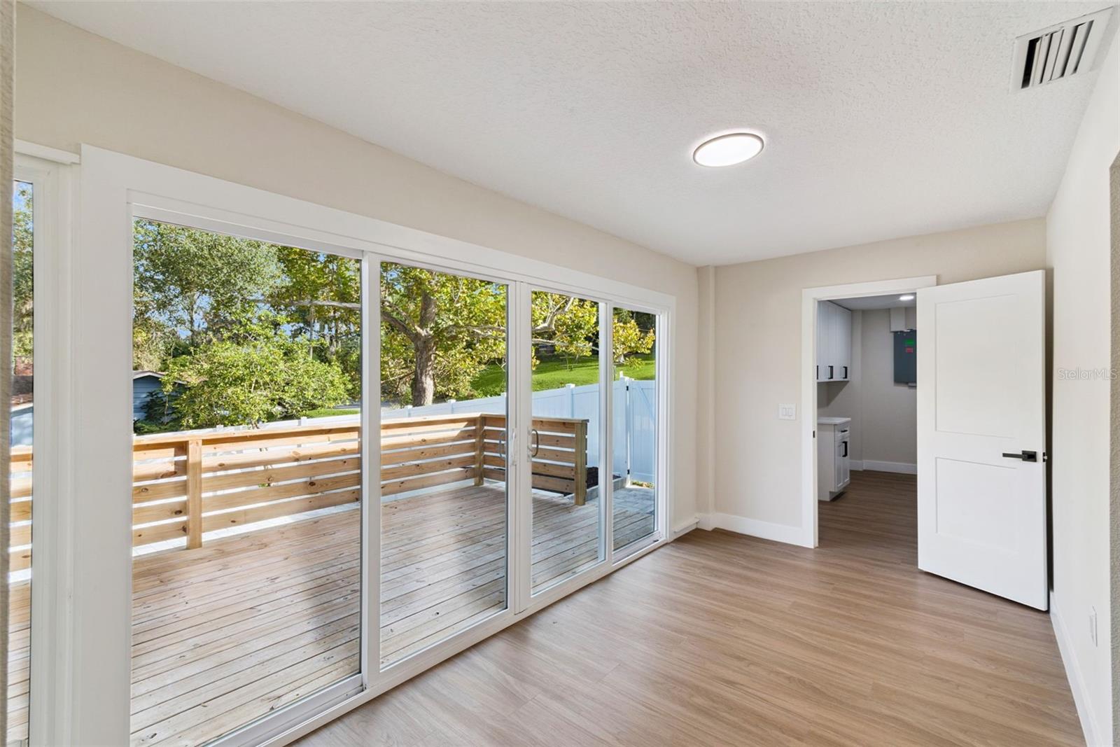 Image 32 of 61 For 1450 Hilltop Drive