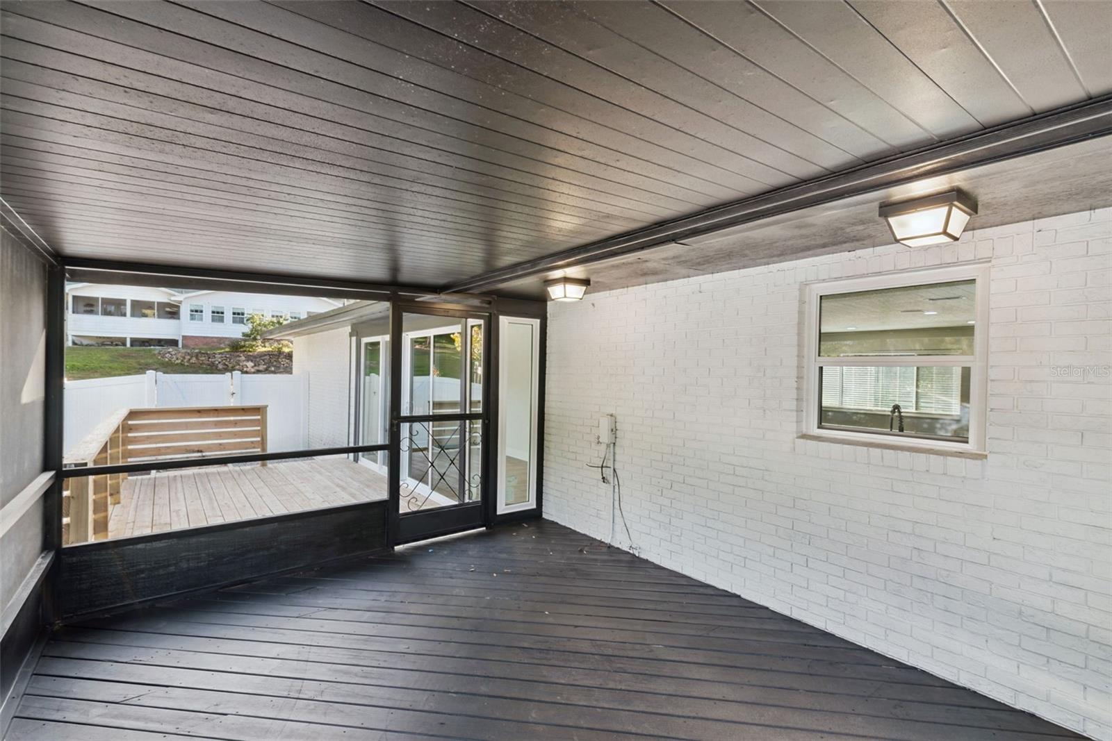 Image 37 of 61 For 1450 Hilltop Drive