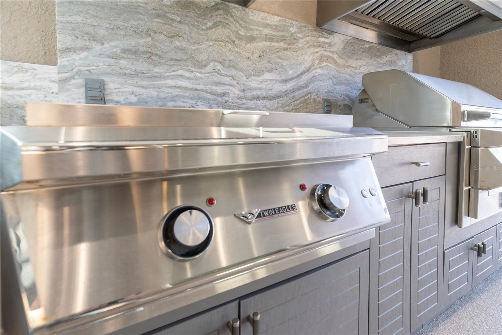 Image 43 of 63 For 8284 59th Terrace