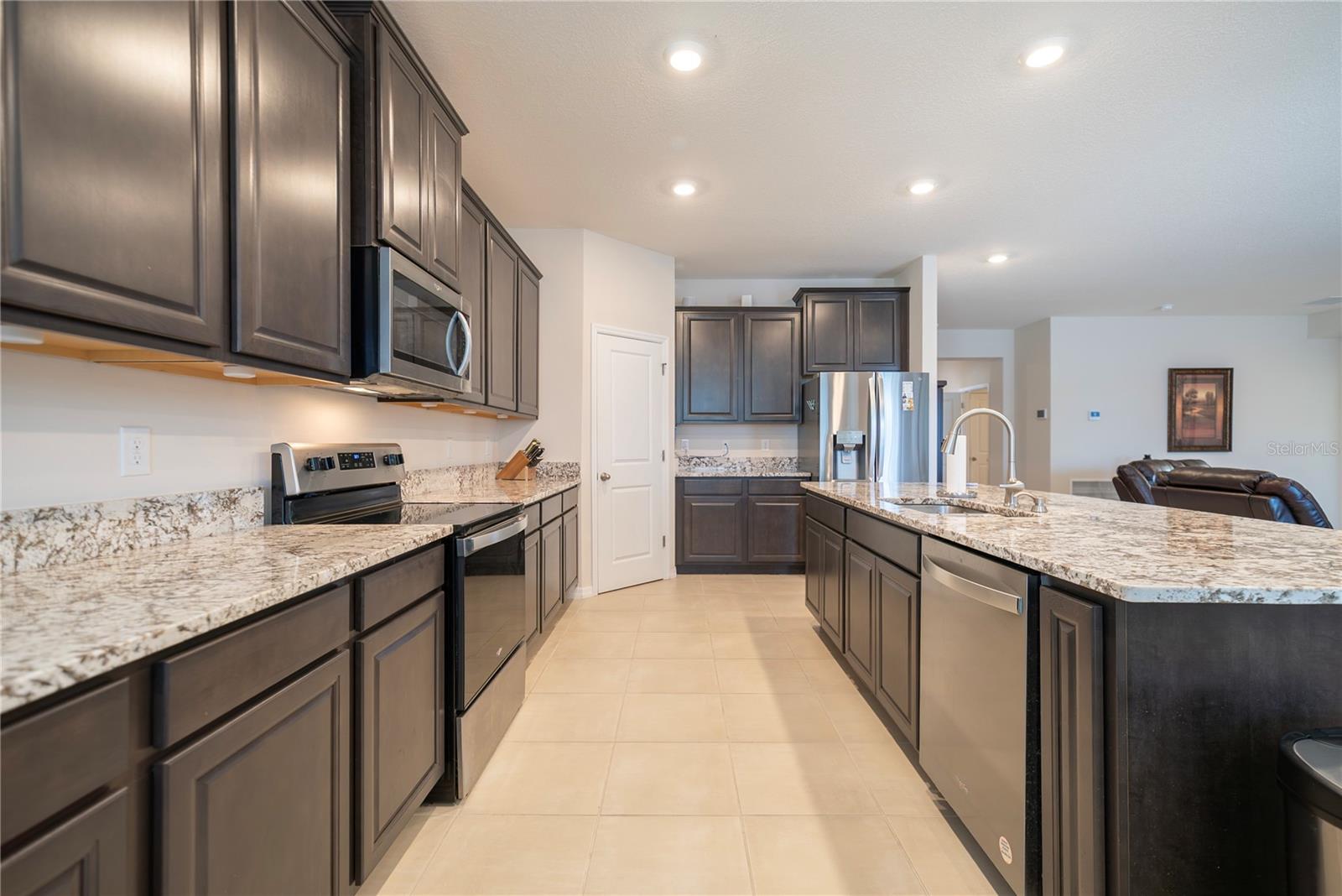 Image 9 of 63 For 8284 59th Terrace