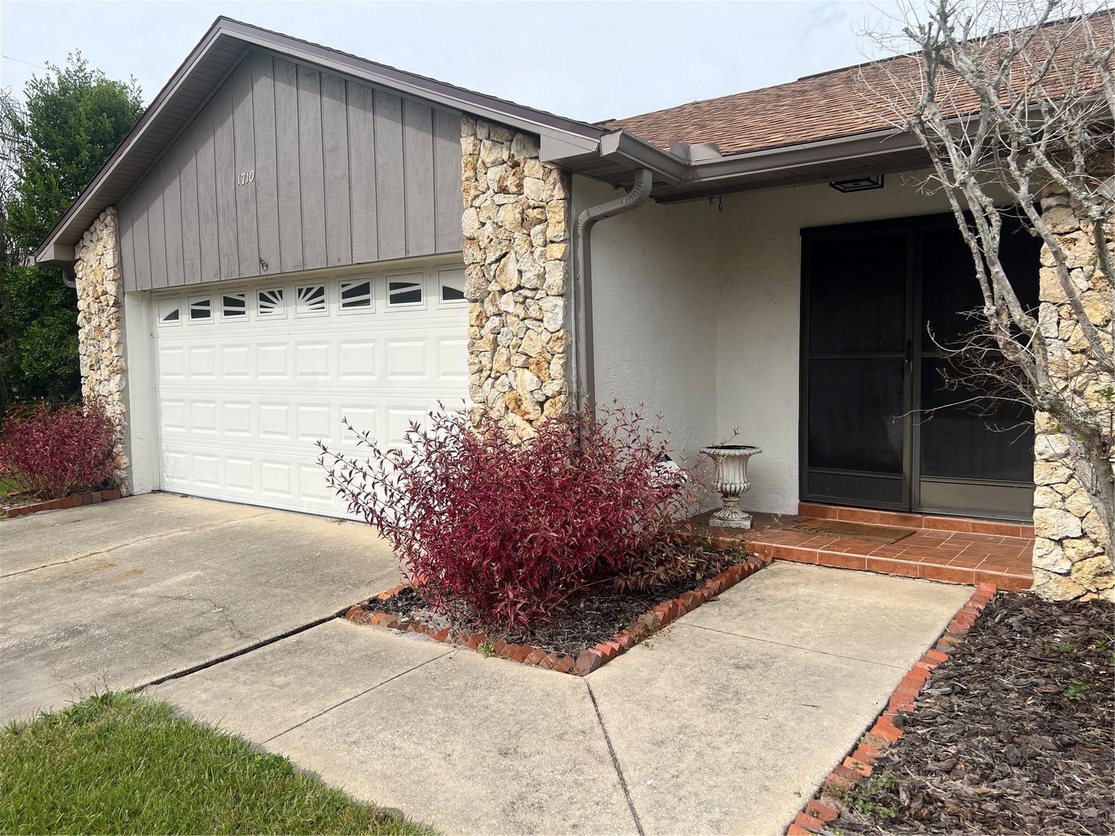 Image 2 of 20 For 1710 Aster Drive