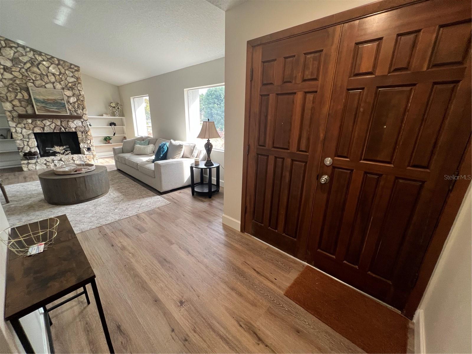 Image 4 of 20 For 1710 Aster Drive