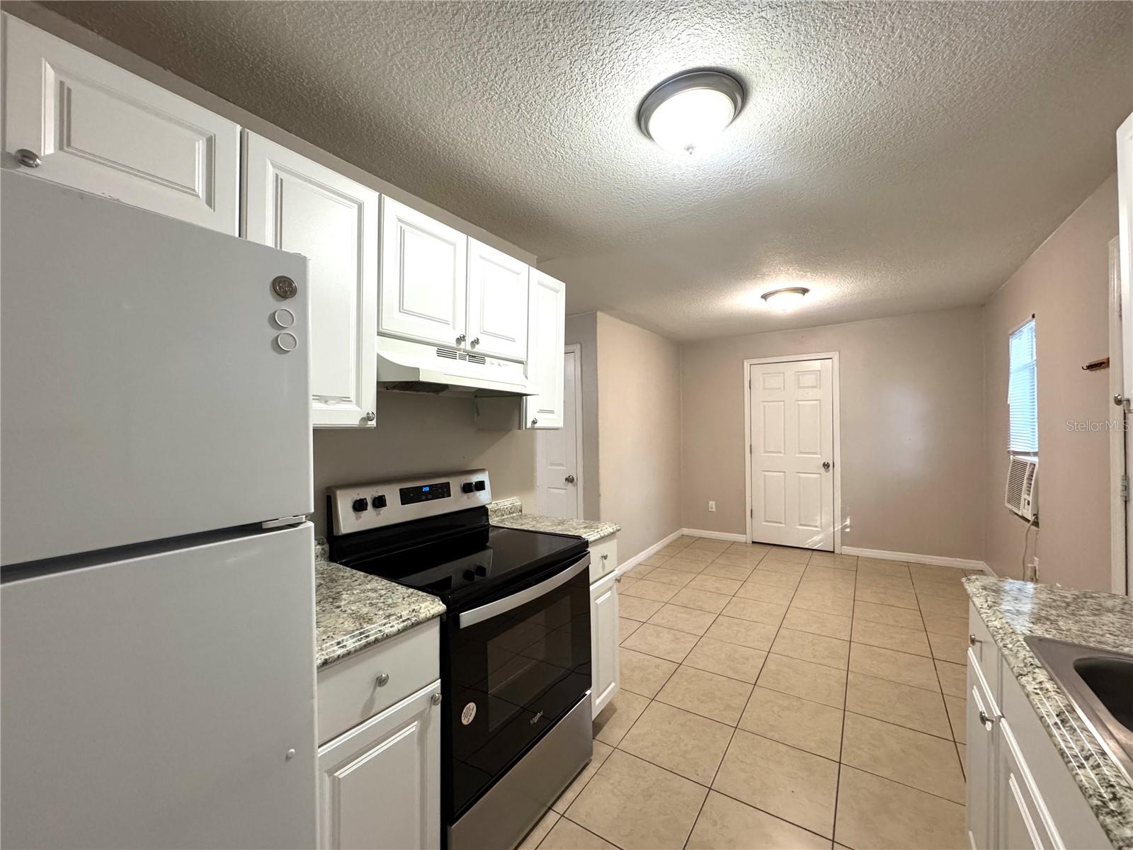 Image 10 of 16 For 430 Parsons Avenue 2