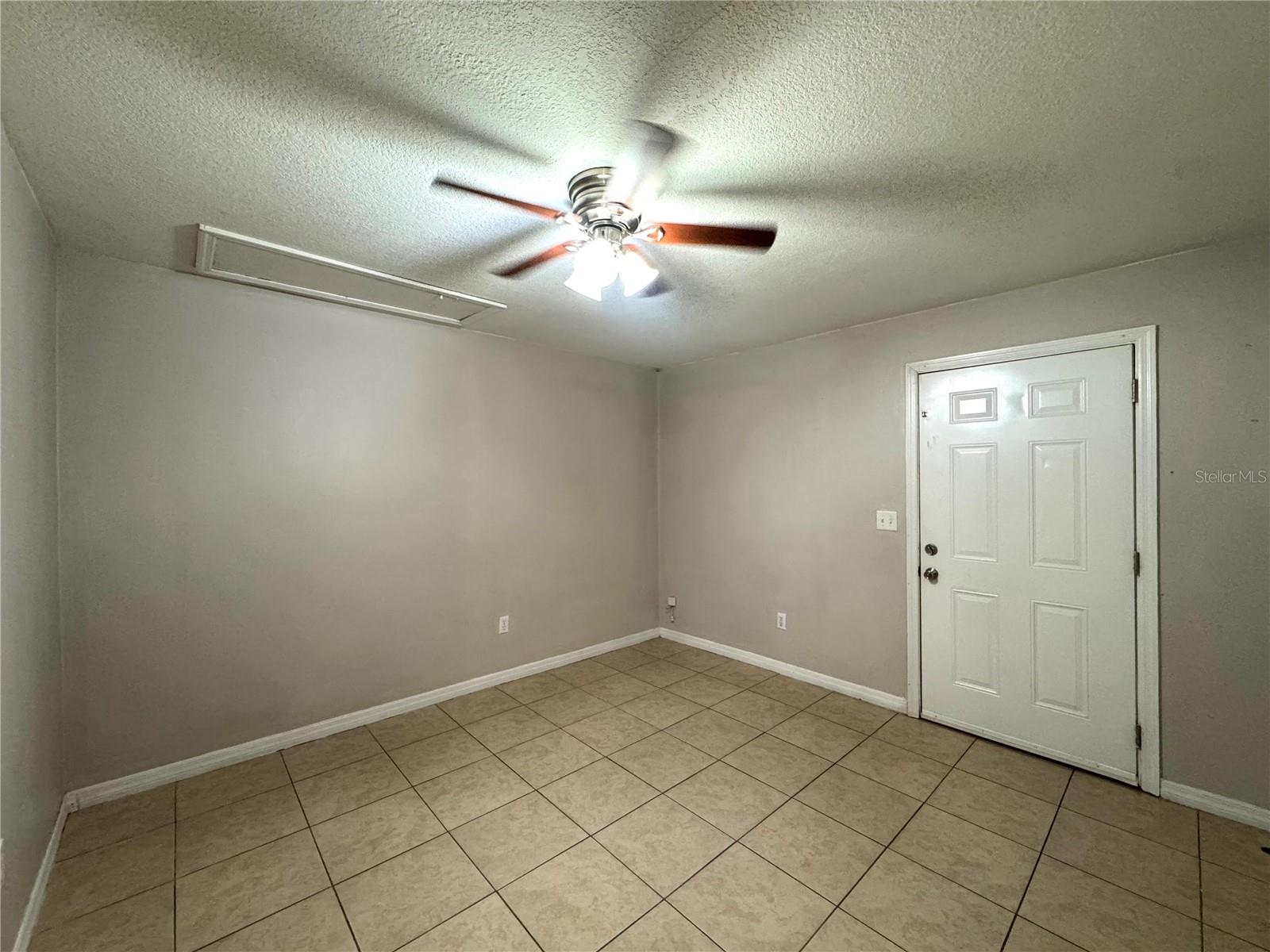 Image 11 of 16 For 430 Parsons Avenue 2