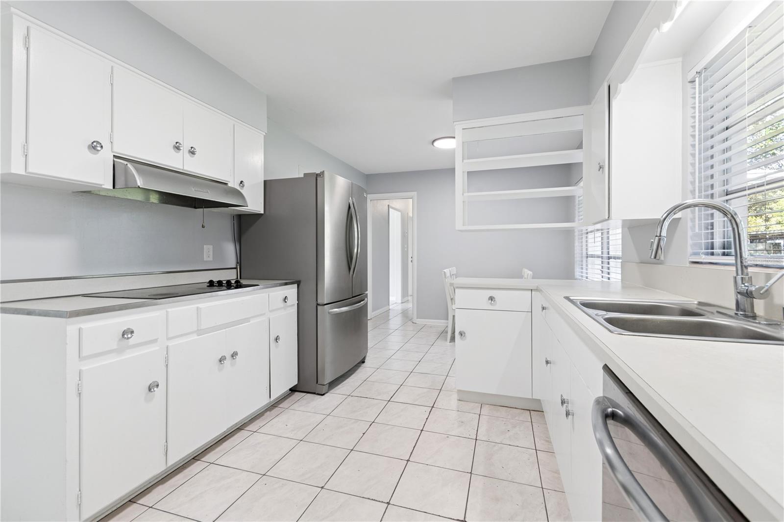 Image 8 of 30 For 606 Briarcliffe Street