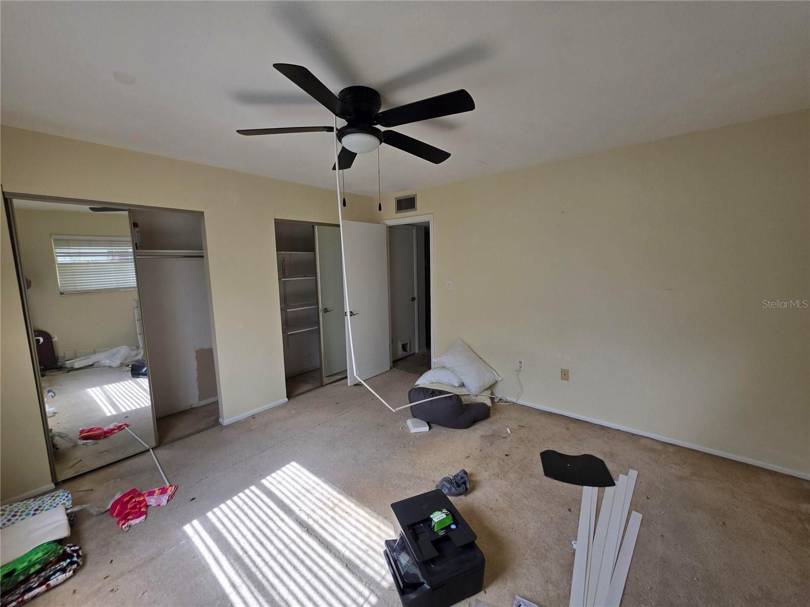 Image 5 of 25 For 2103 Canal Drive B7