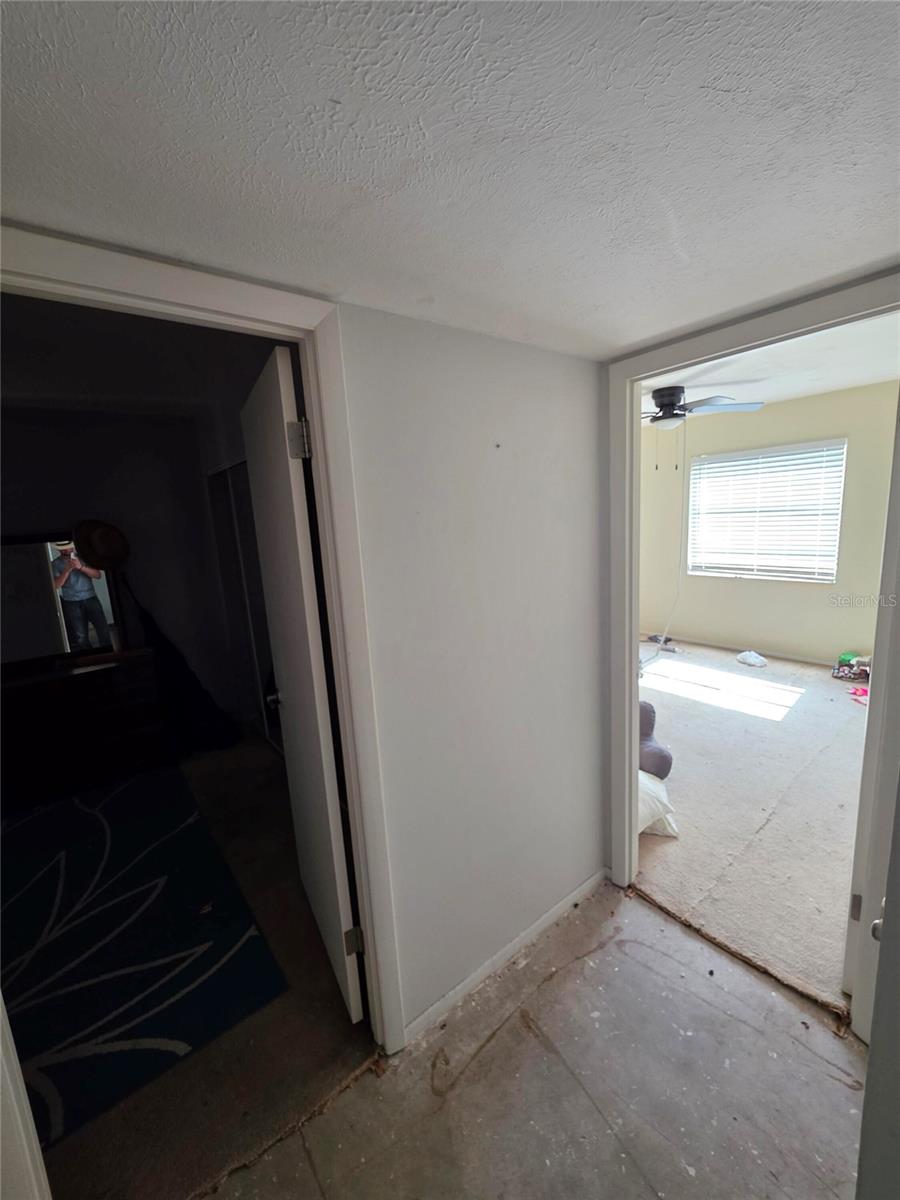 Image 8 of 25 For 2103 Canal Drive B7