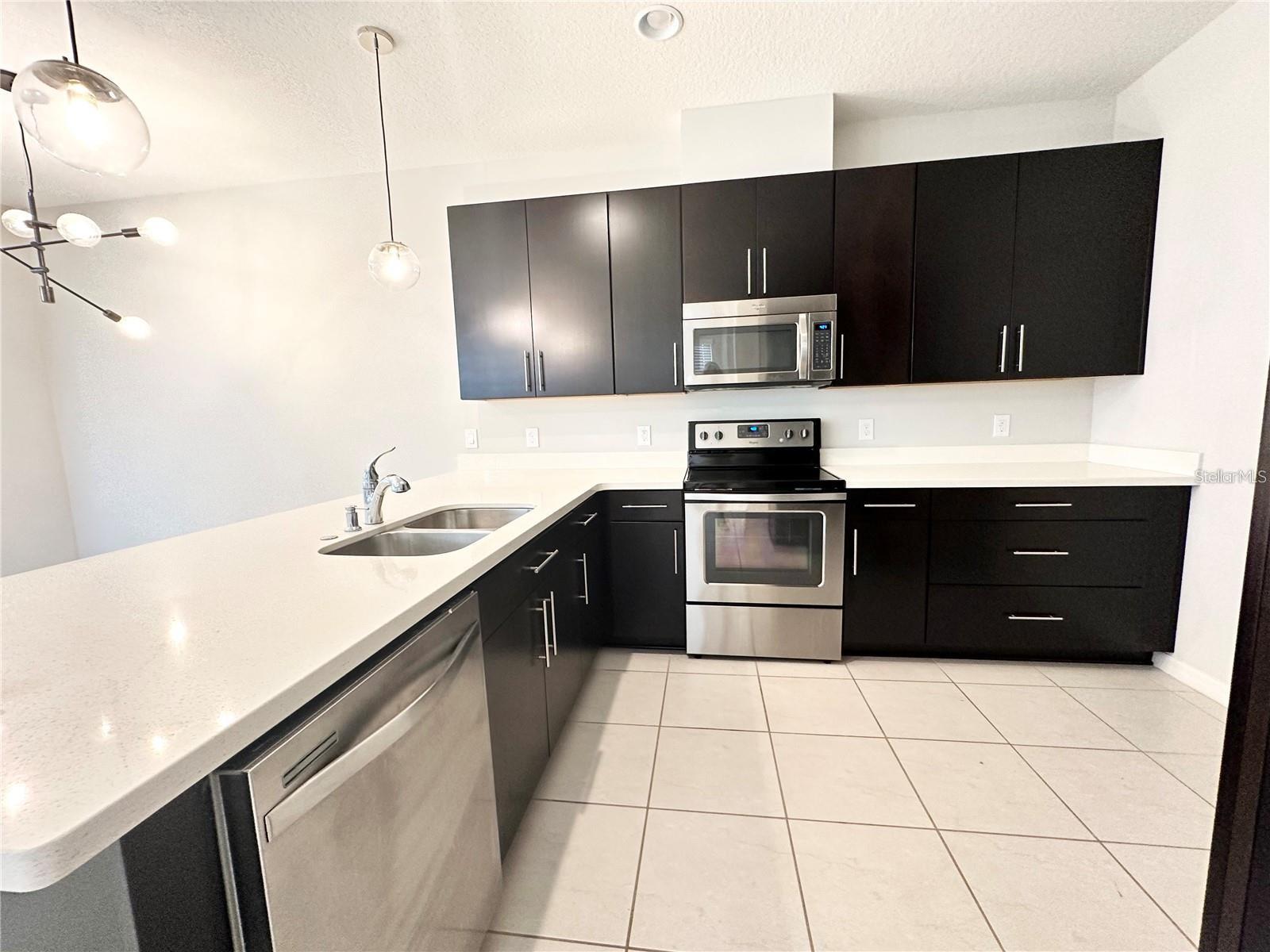 Image 3 of 23 For 122 Zamora Place