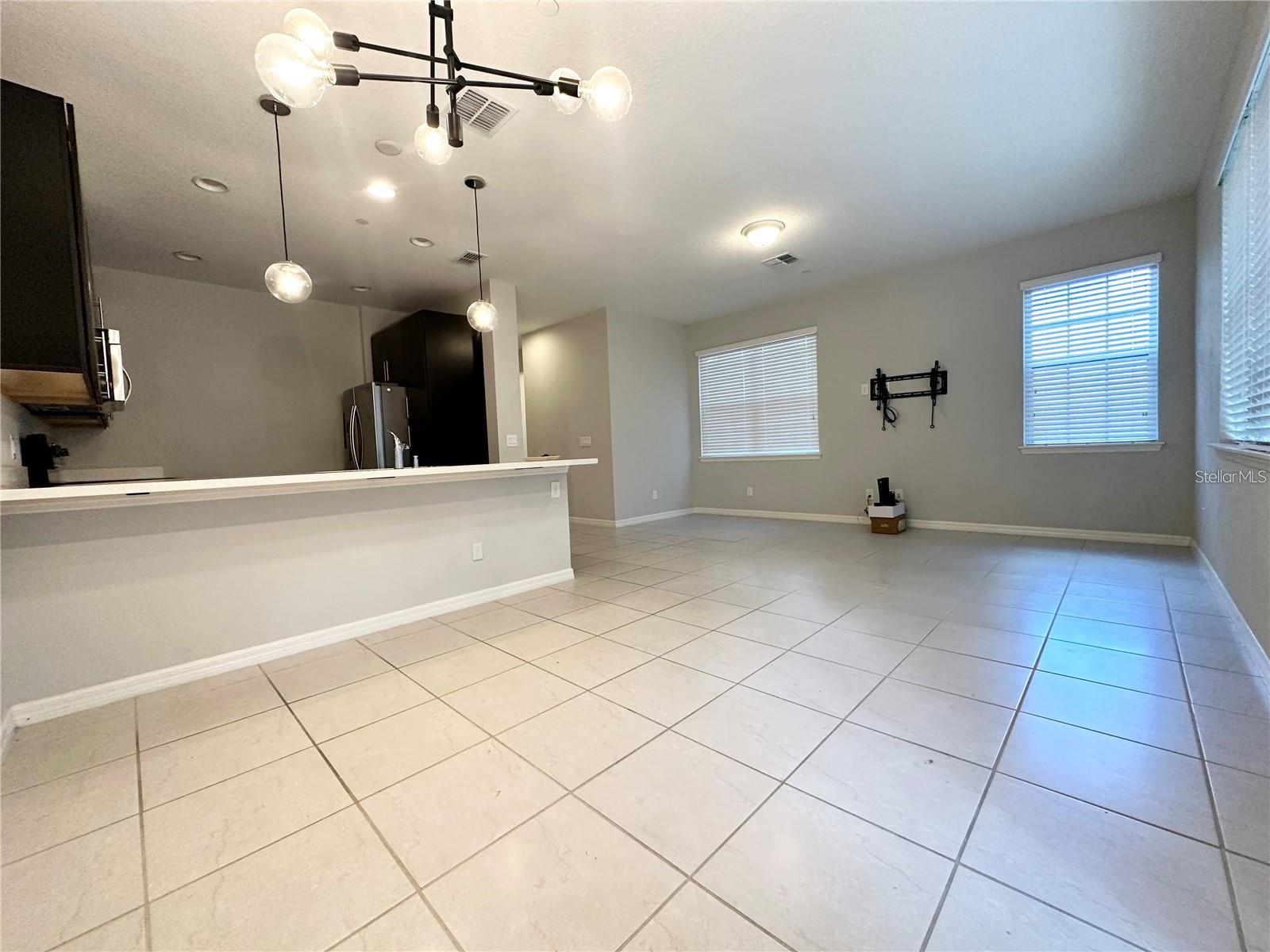 Image 8 of 23 For 122 Zamora Place