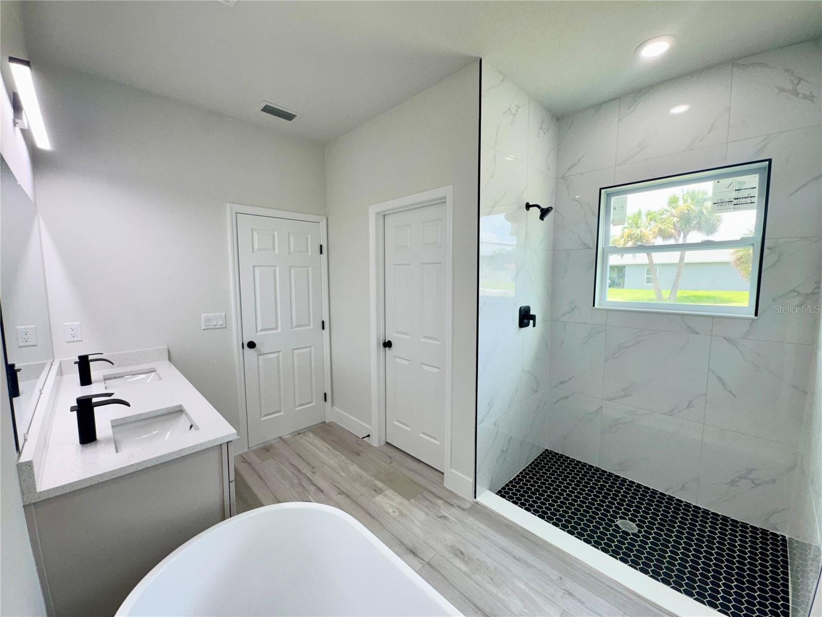 Image 45 of 58 For 714 Santo Domingo Avenue Sw