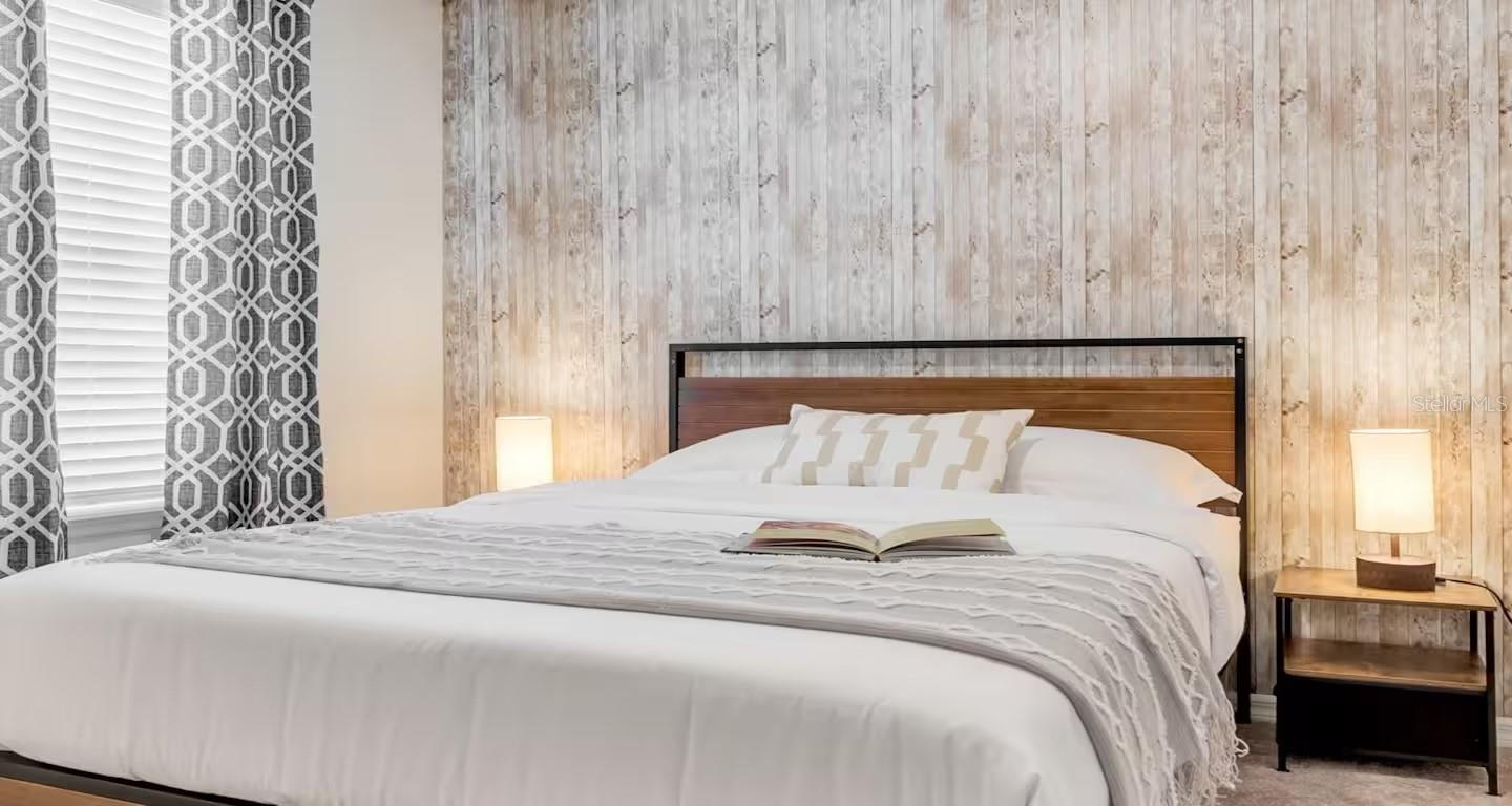 Image 14 of 32 For 7303 Oakmoss Loop