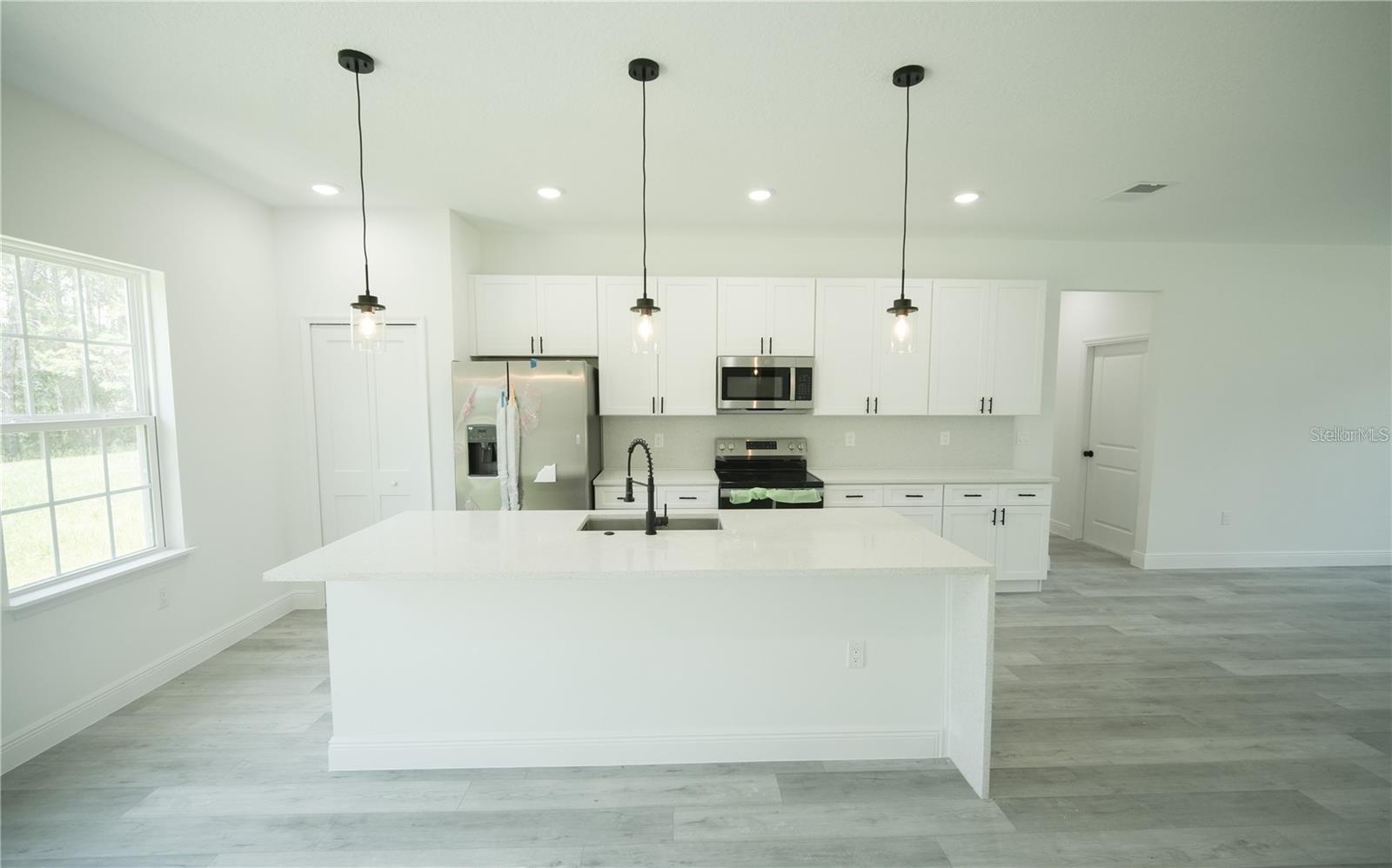 Image 10 of 53 For 13265 85th Circle