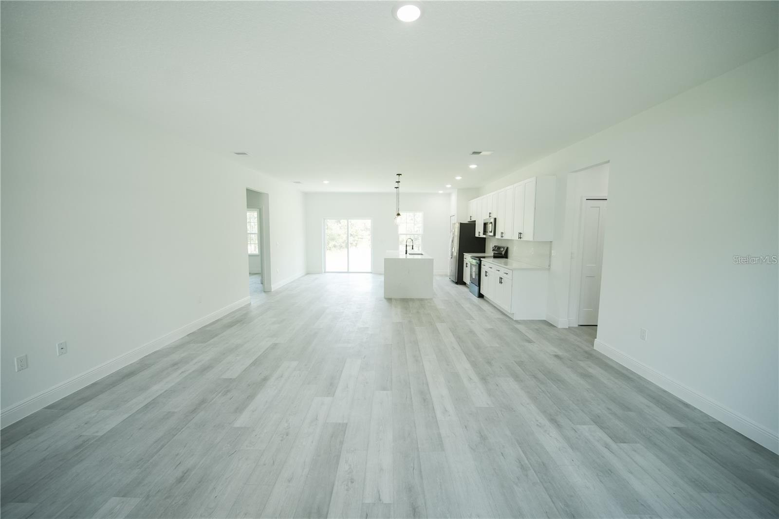 Image 12 of 53 For 13265 85th Circle