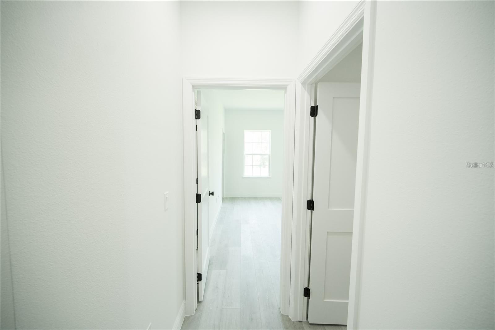 Image 33 of 53 For 13265 85th Circle