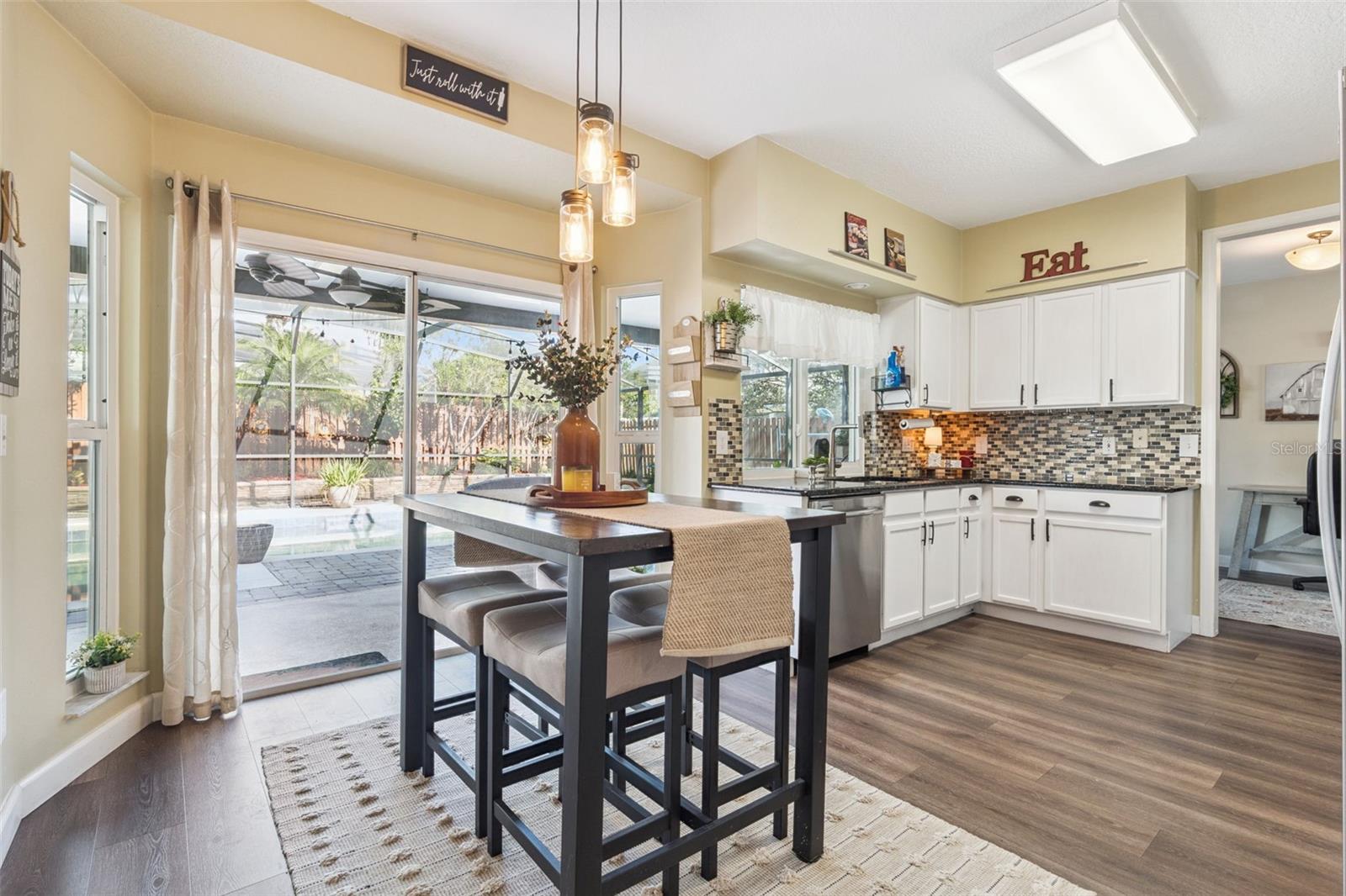 Image 12 of 38 For 908 Garden Glen Loop