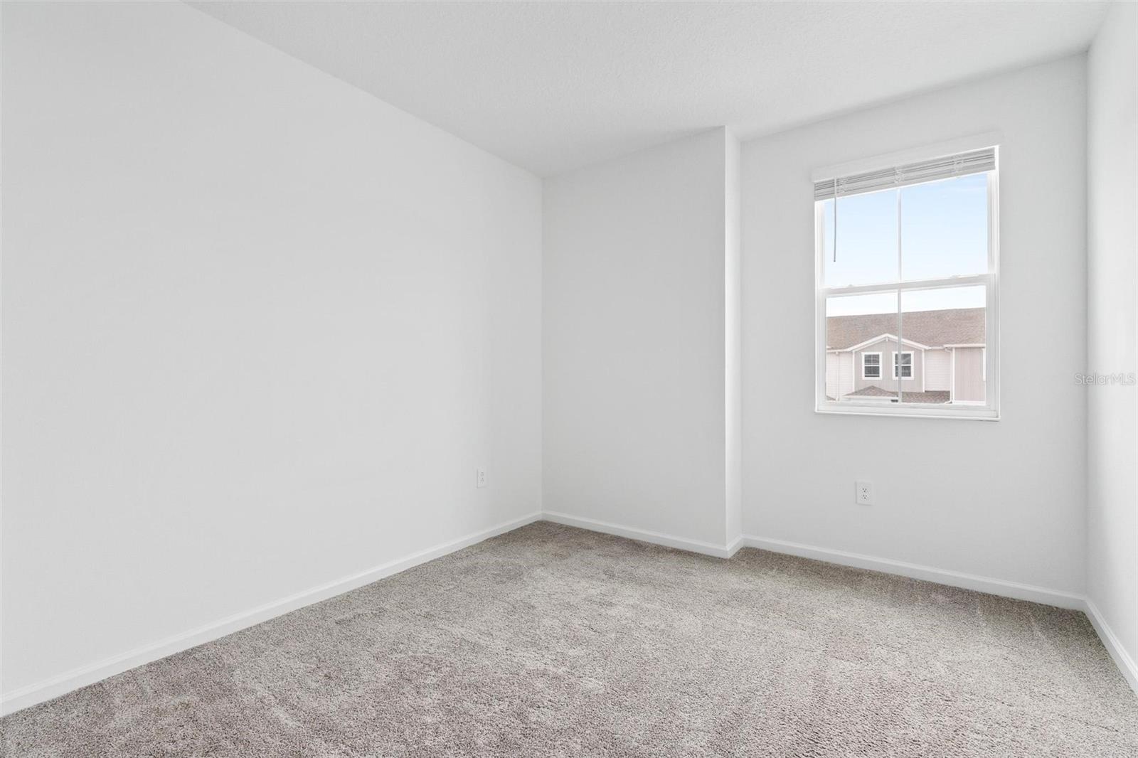 Image 13 of 26 For 7713 Stone Creek Trail