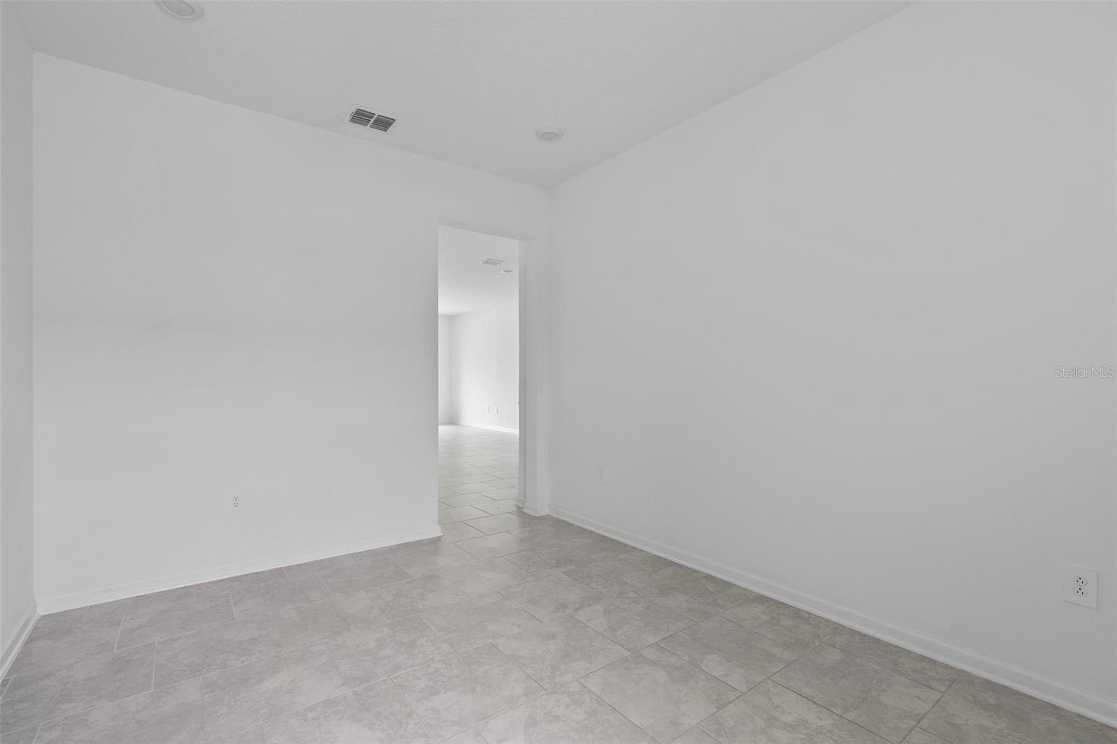 Image 4 of 26 For 7713 Stone Creek Trail