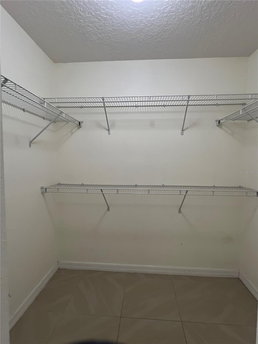 Image 24 of 53 For 329 Blake Avenue