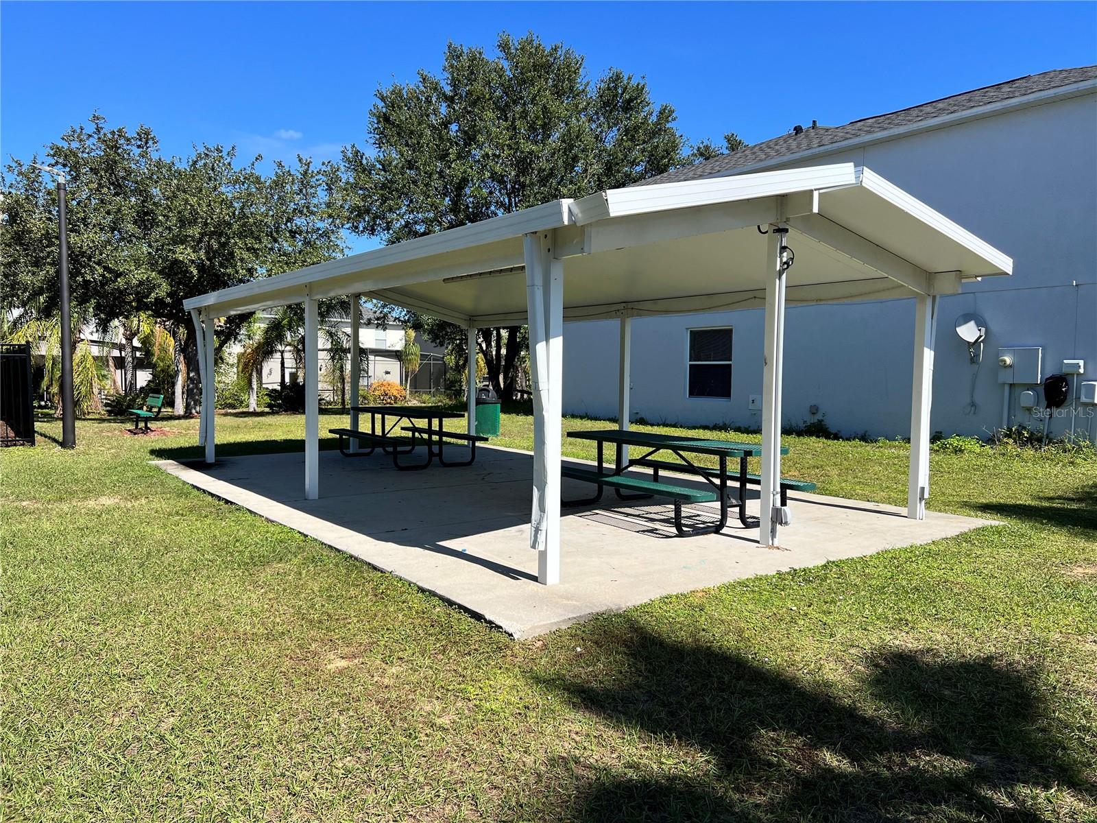 Image 40 of 53 For 329 Blake Avenue