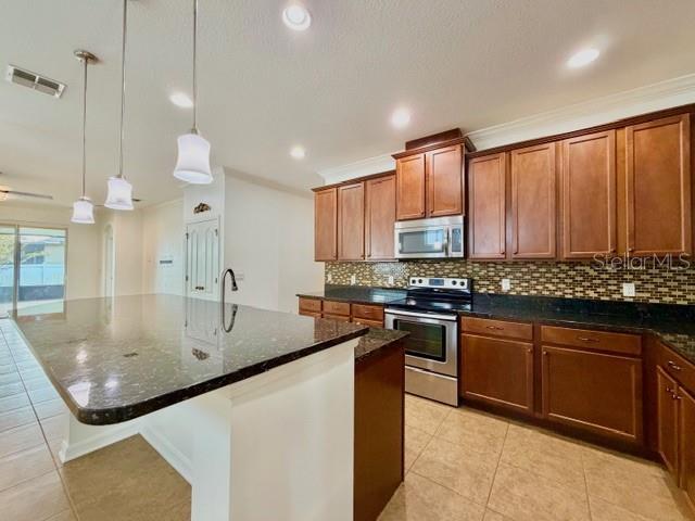 Image 19 of 45 For 15336 Treviso Street