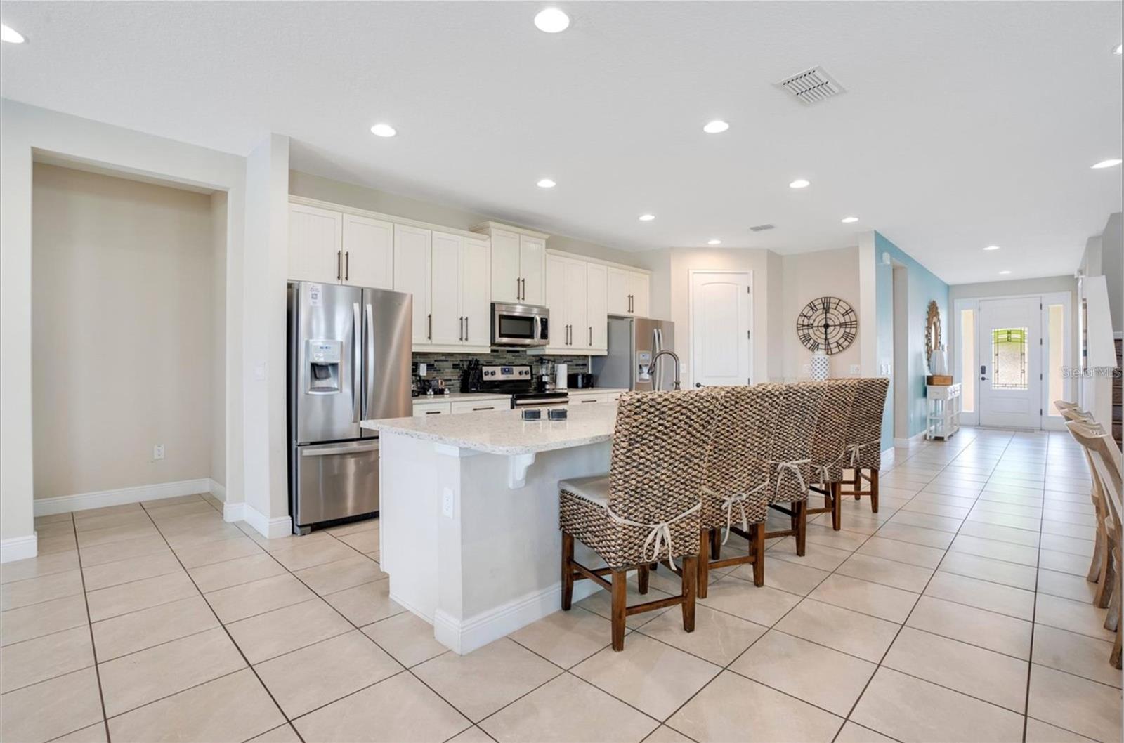 Image 13 of 71 For 7644 Fairfax Drive