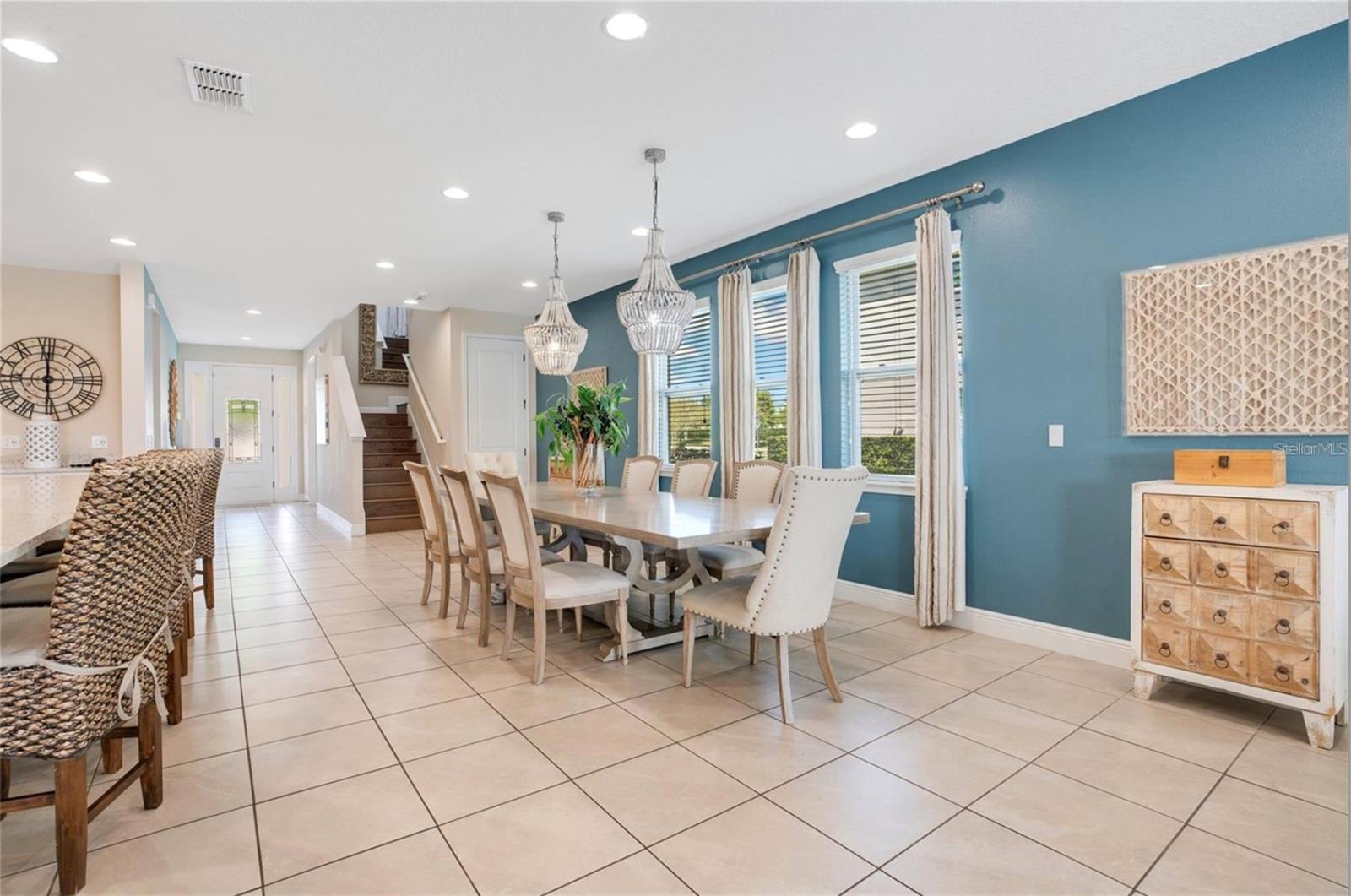 Image 15 of 71 For 7644 Fairfax Drive