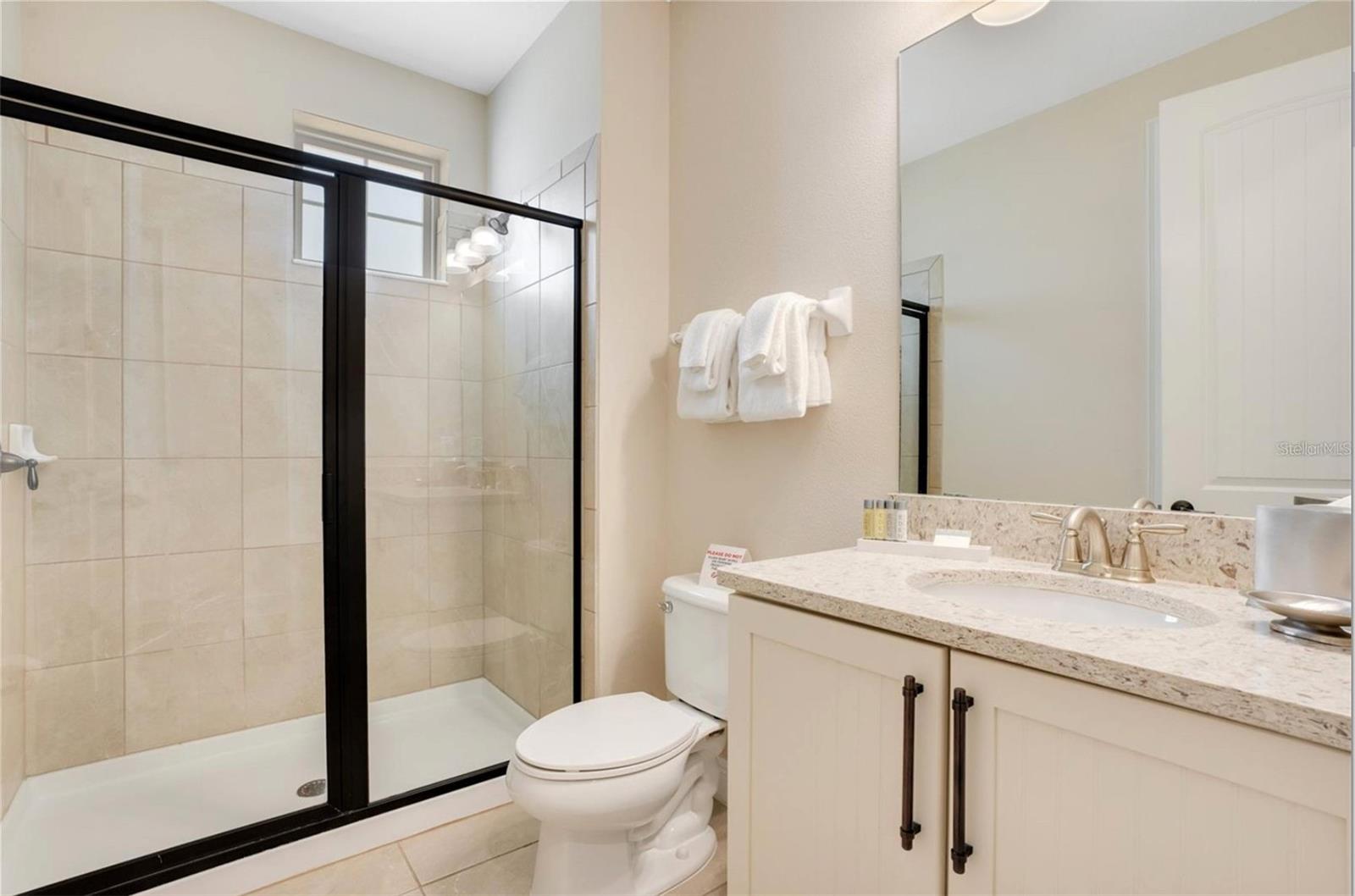 Image 24 of 71 For 7644 Fairfax Drive