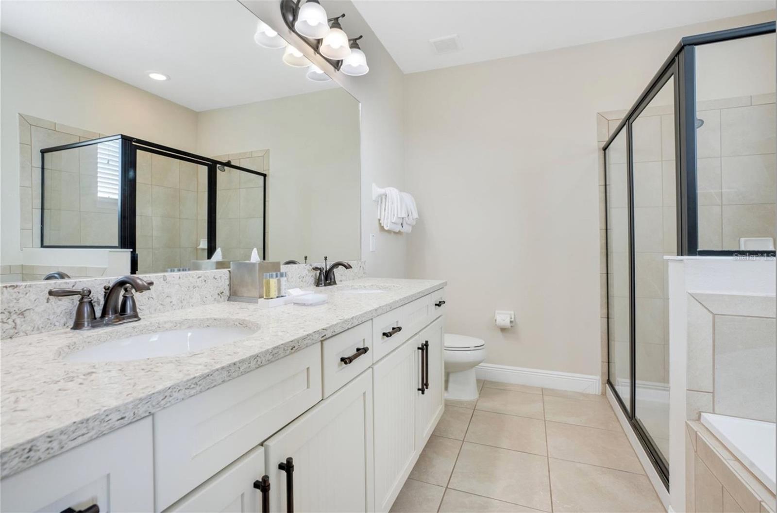 Image 31 of 71 For 7644 Fairfax Drive