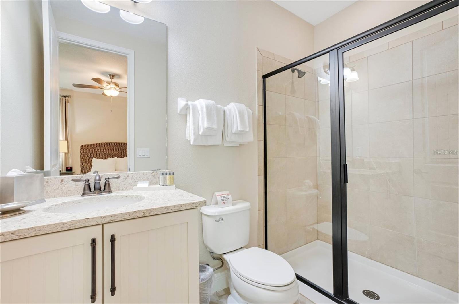 Image 36 of 71 For 7644 Fairfax Drive