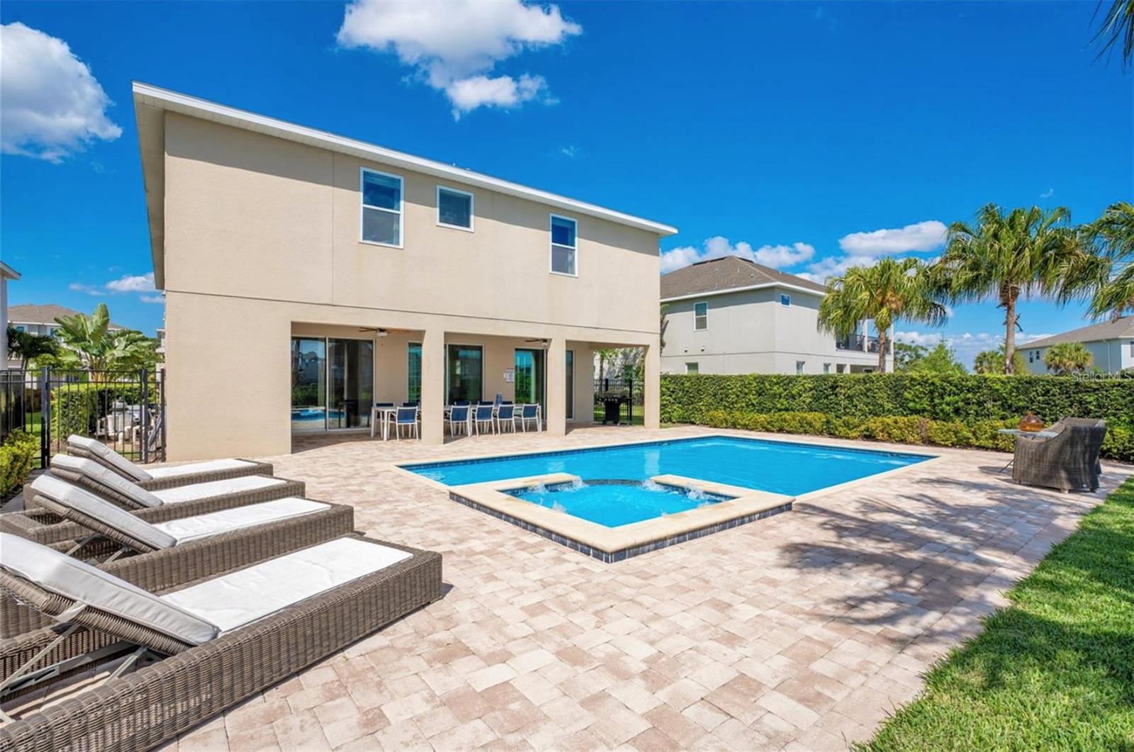 Image 51 of 71 For 7644 Fairfax Drive