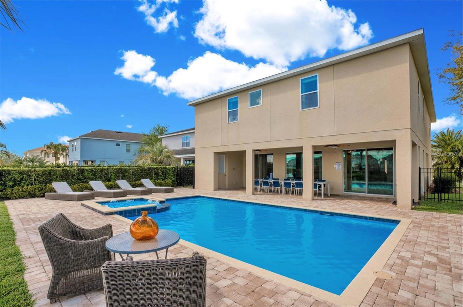 Image 52 of 71 For 7644 Fairfax Drive