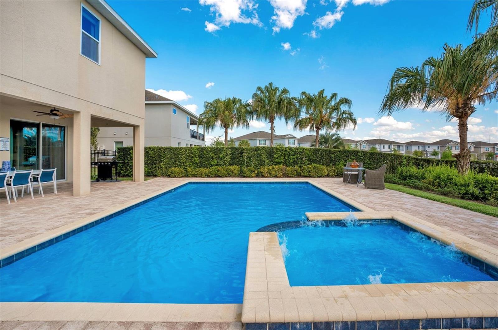 Image 54 of 71 For 7644 Fairfax Drive