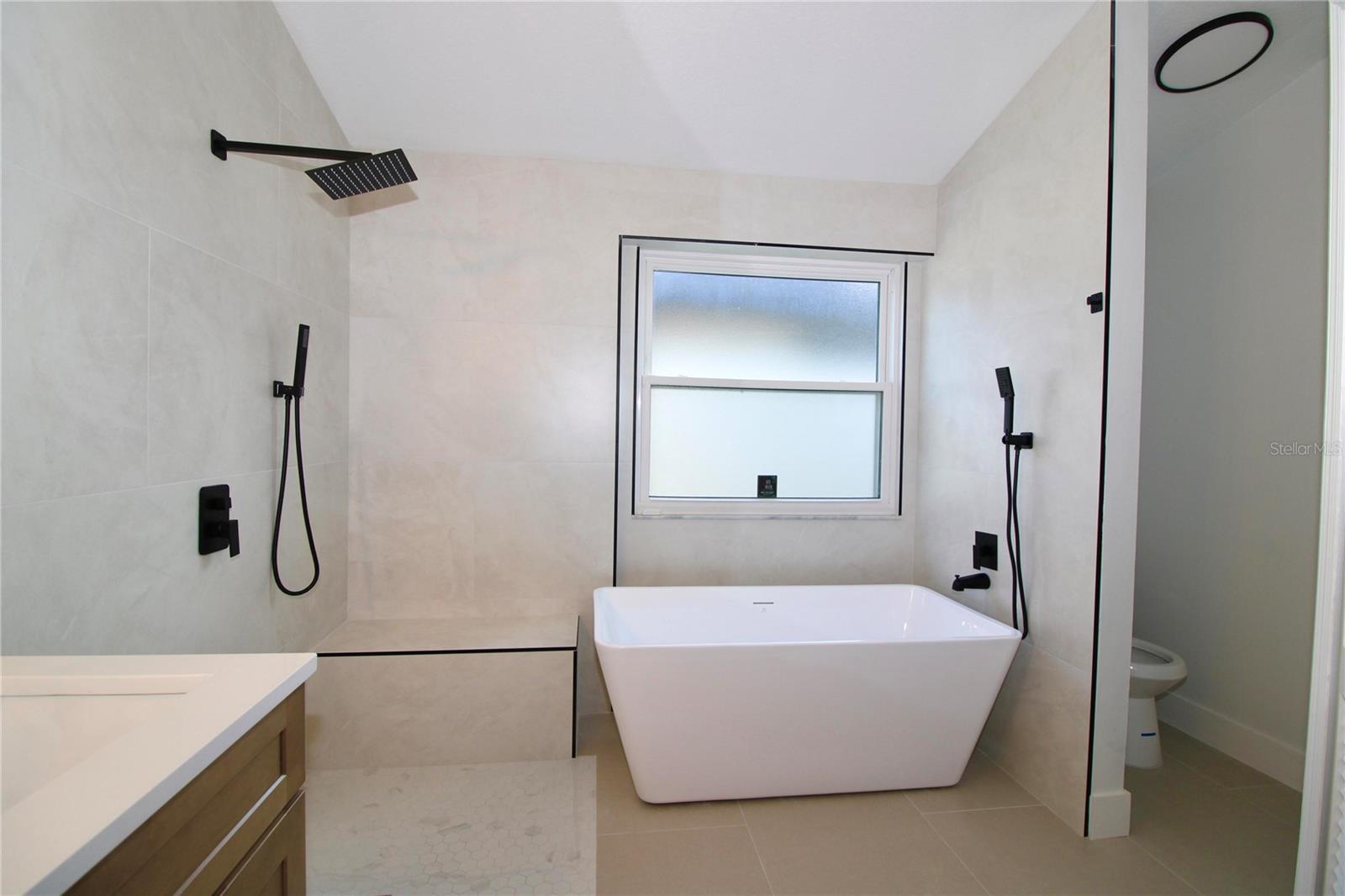 Image 13 of 26 For 13923 Tallowridge Court