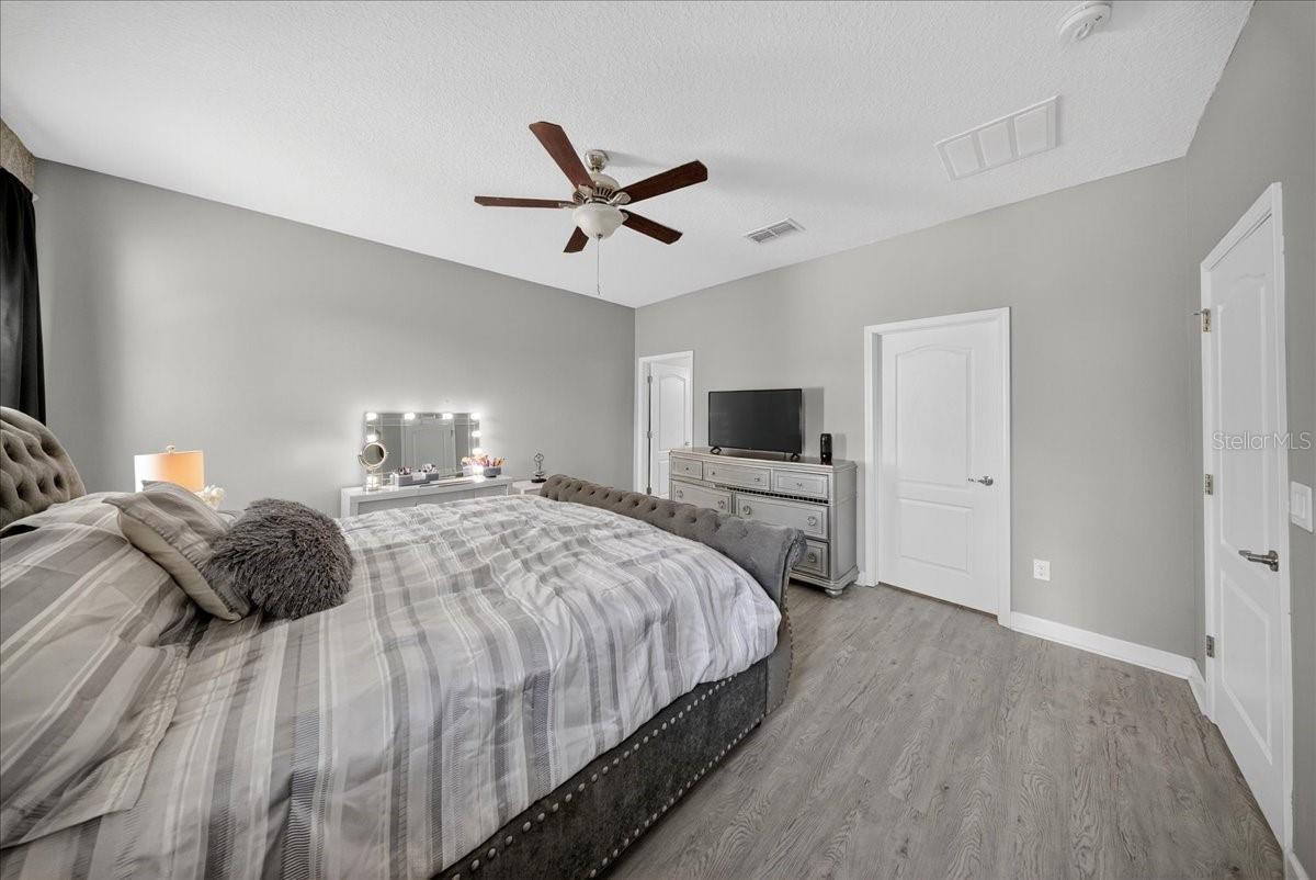 Image 19 of 74 For 6226 Manuscript Street