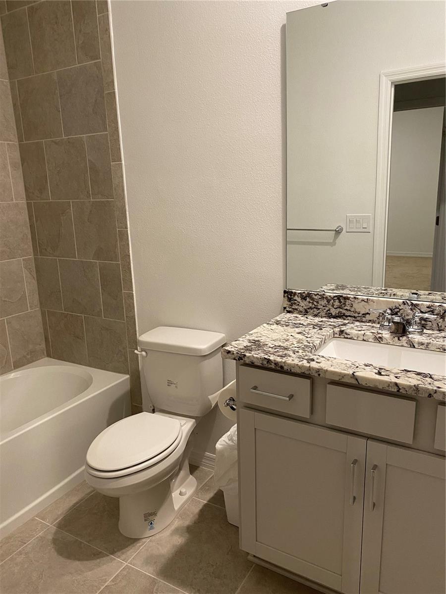 Image 16 of 23 For 2581 Royal Jasmine Court