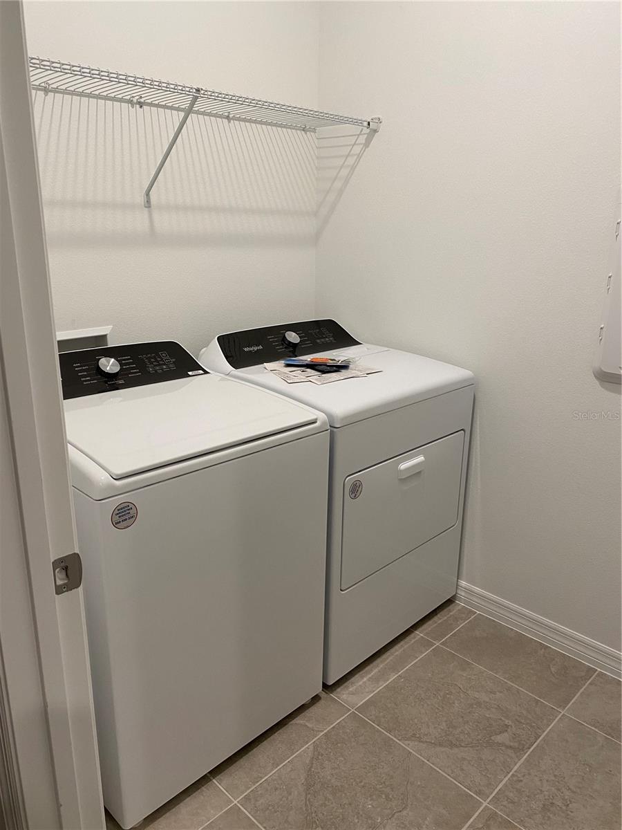 Image 17 of 23 For 2581 Royal Jasmine Court