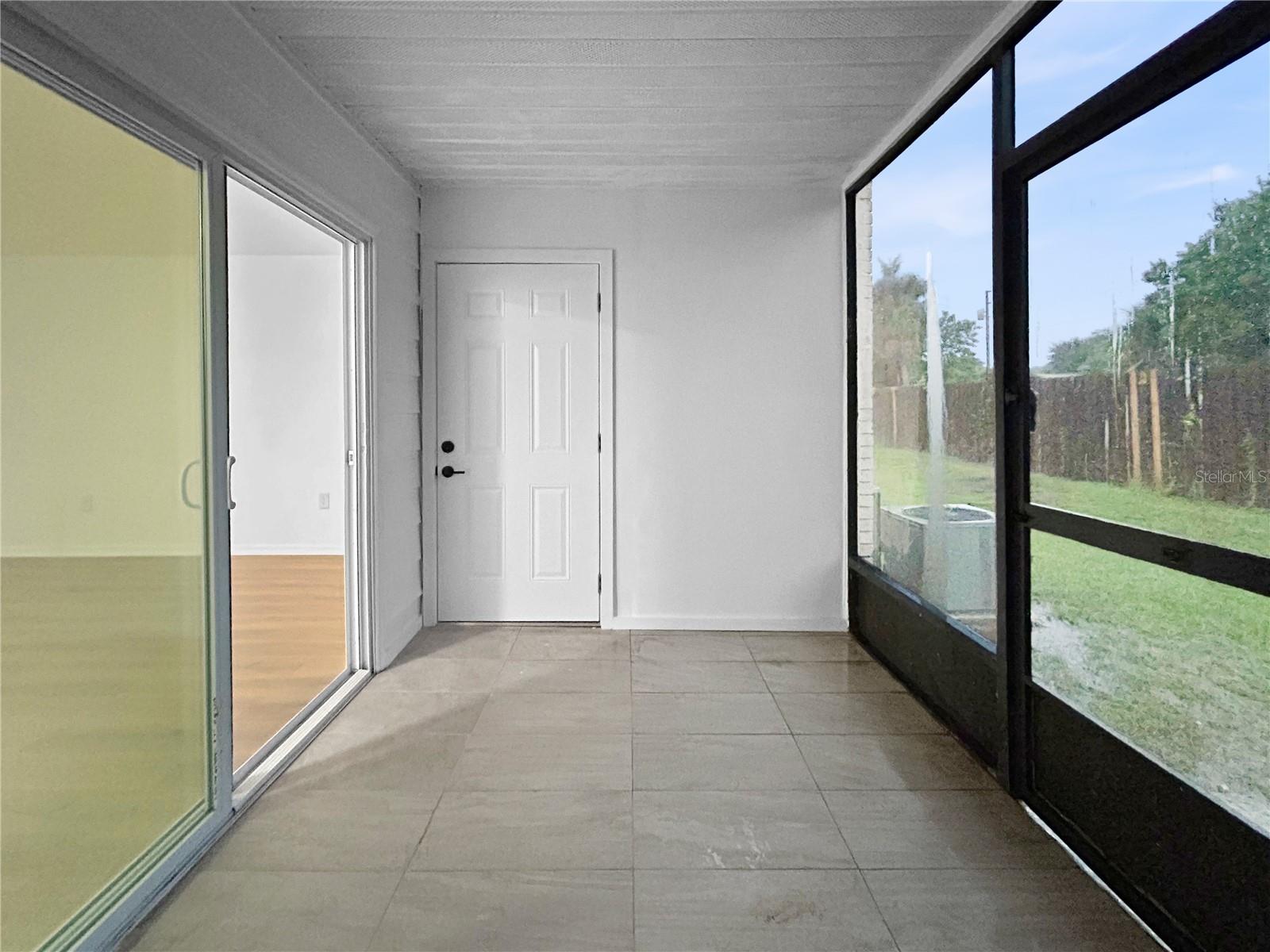 Image 10 of 22 For 805 Sky Lake Circle A