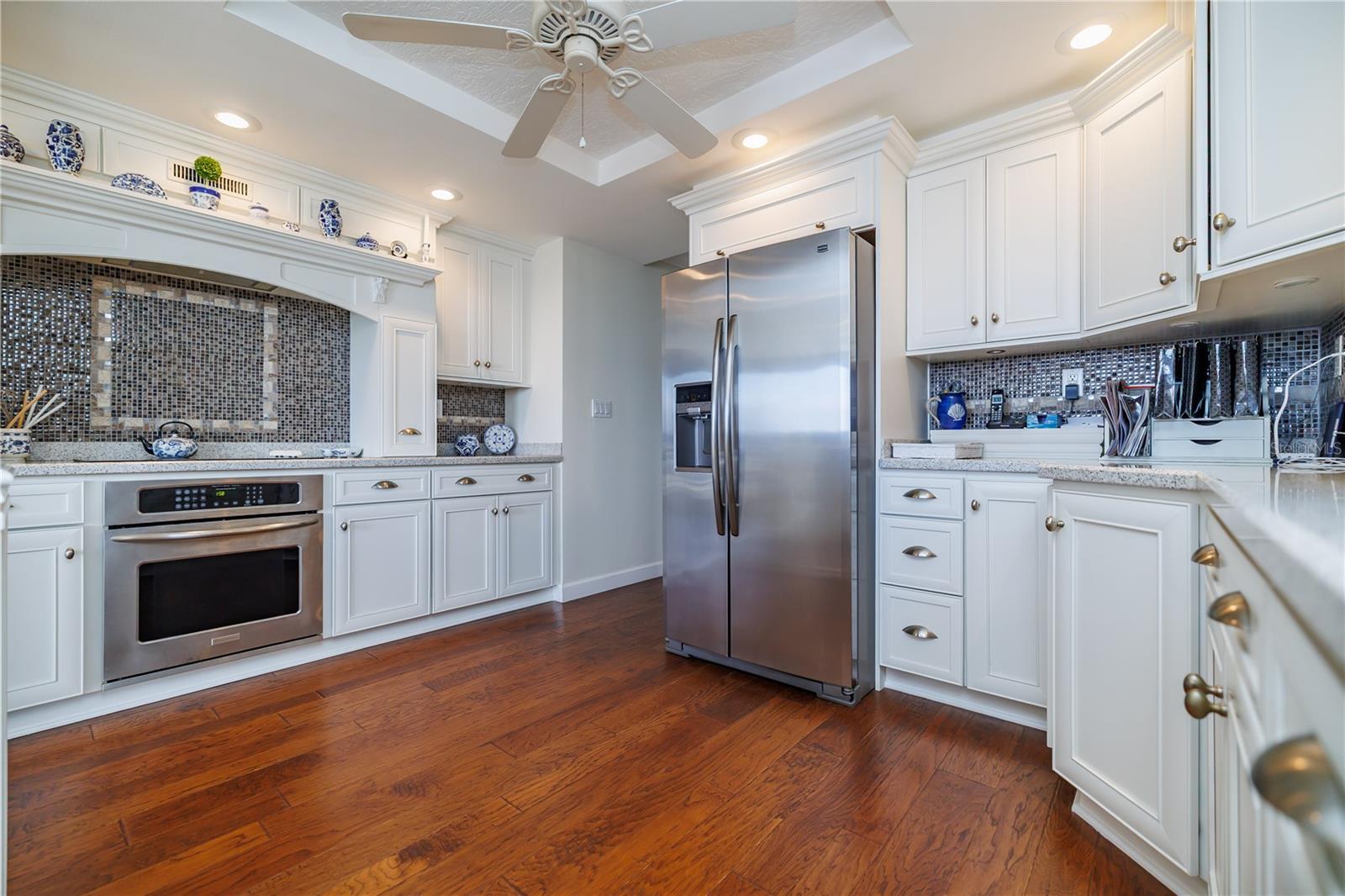 Image 18 of 79 For 2100 Atlantic Avenue P4