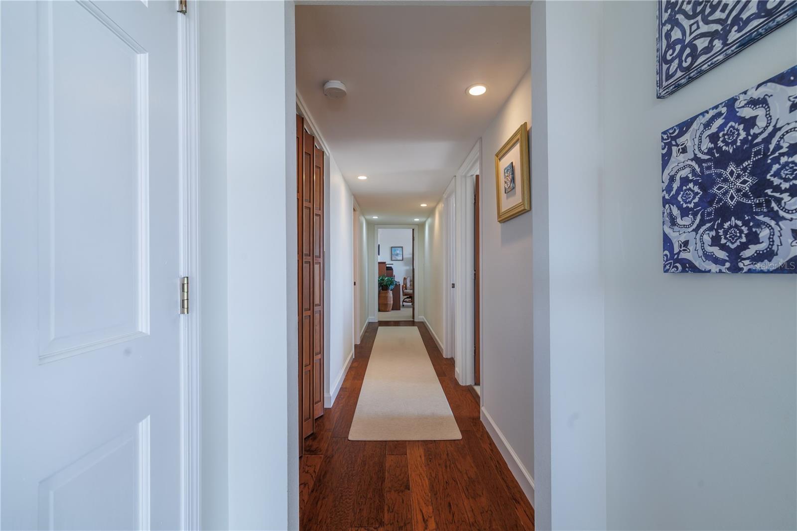 Image 21 of 79 For 2100 Atlantic Avenue P4