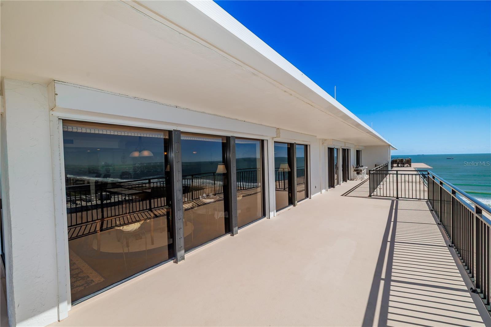 Image 54 of 79 For 2100 Atlantic Avenue P4