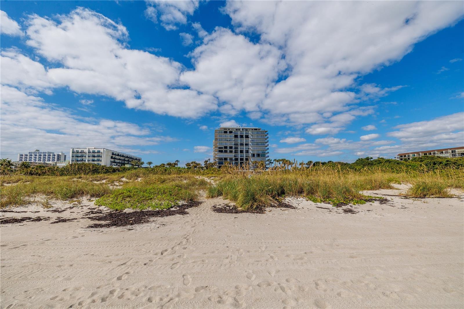 Image 58 of 79 For 2100 Atlantic Avenue P4