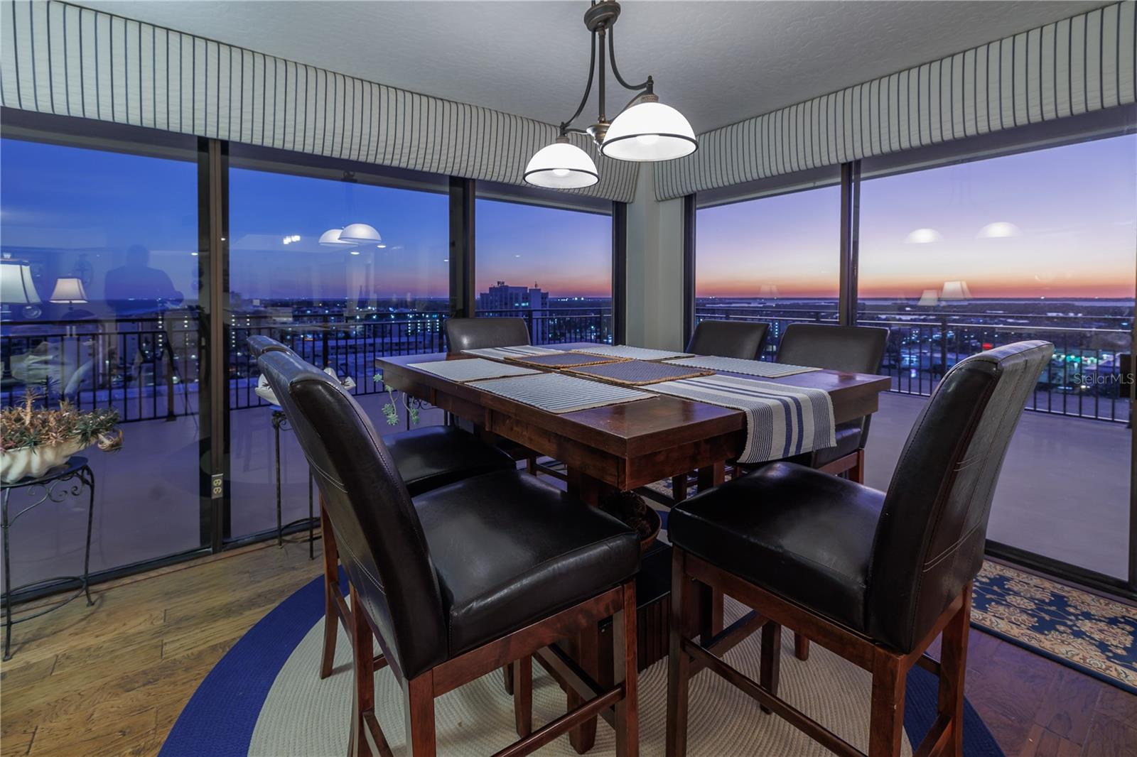 Image 66 of 79 For 2100 Atlantic Avenue P4