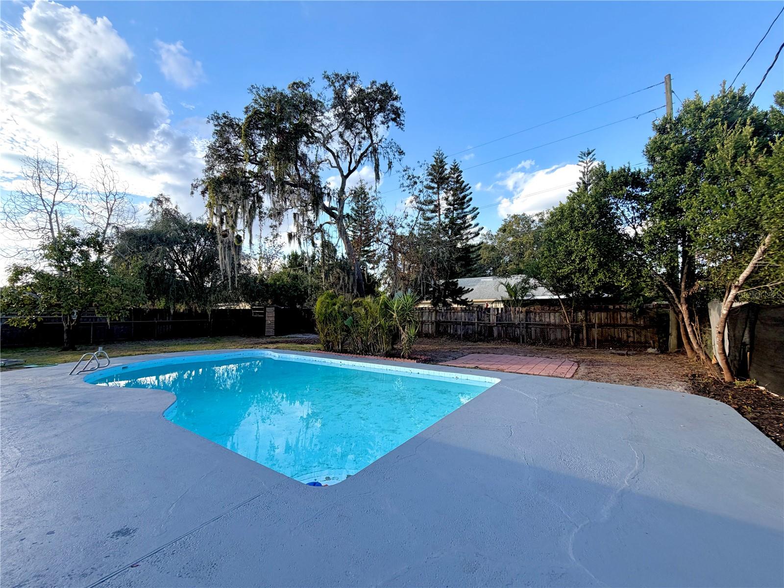 Image 15 of 15 For 2467 Sunderland Road