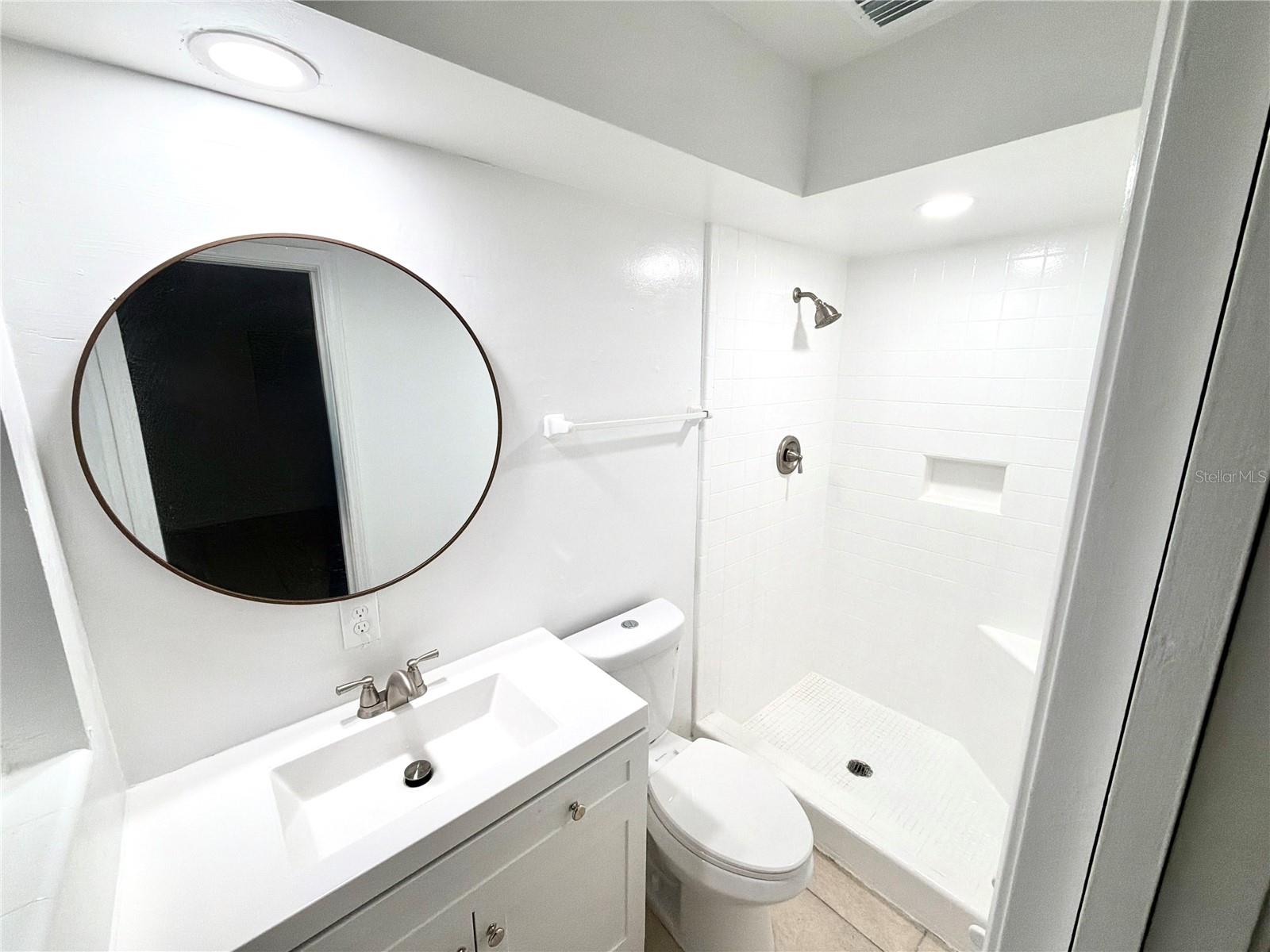 Image 7 of 15 For 2467 Sunderland Road