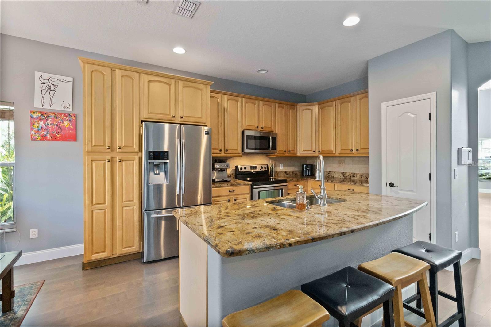 Image 17 of 52 For 9797 Portofino Drive