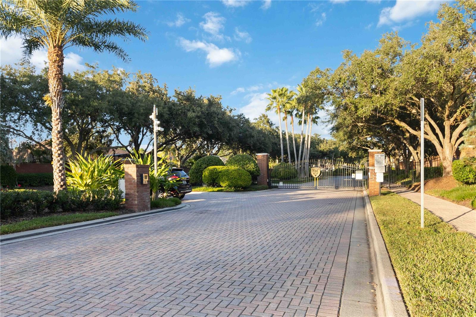 Image 6 of 52 For 9797 Portofino Drive