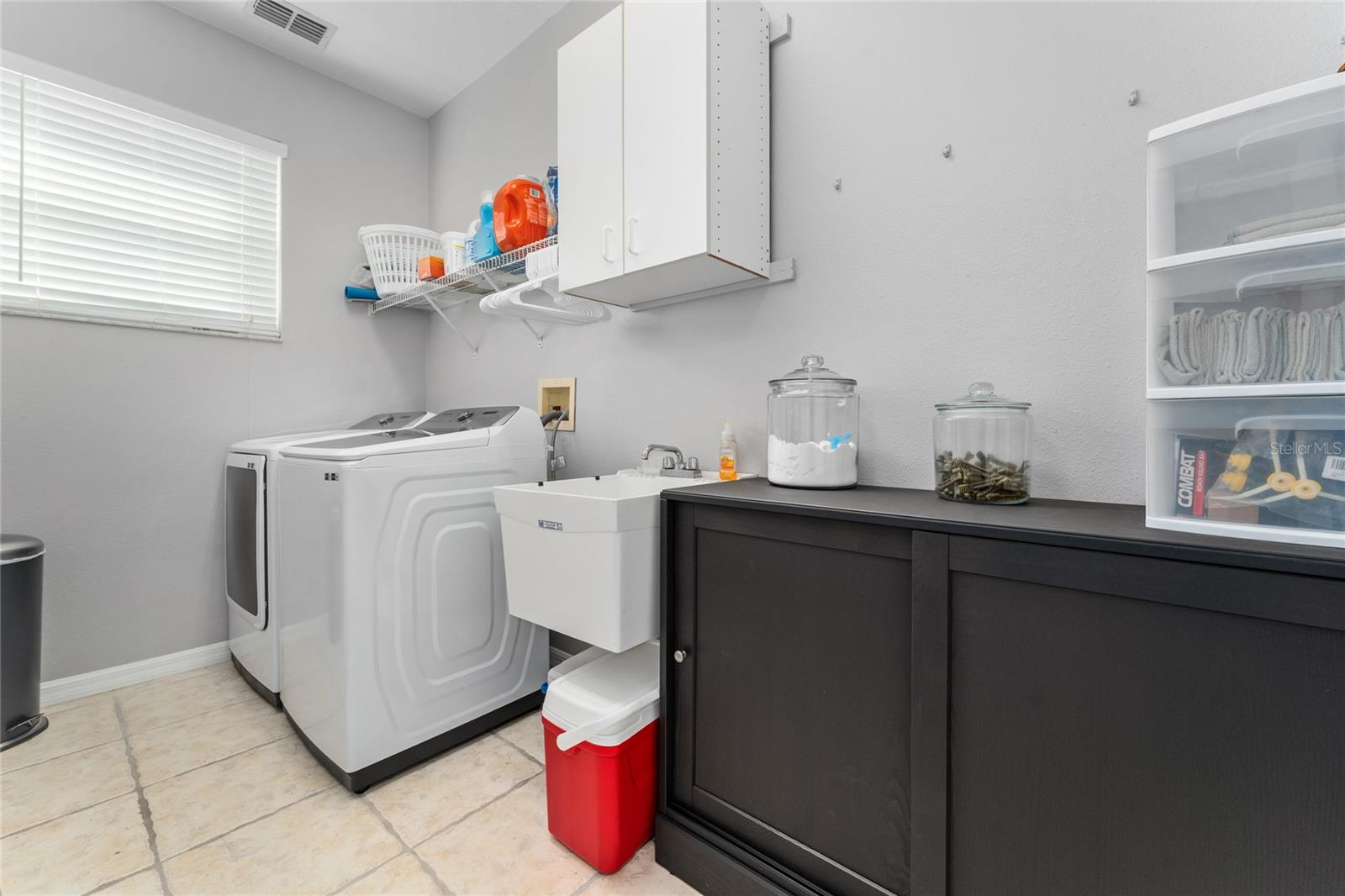 Image 18 of 23 For 10100 Canopy Tree Court