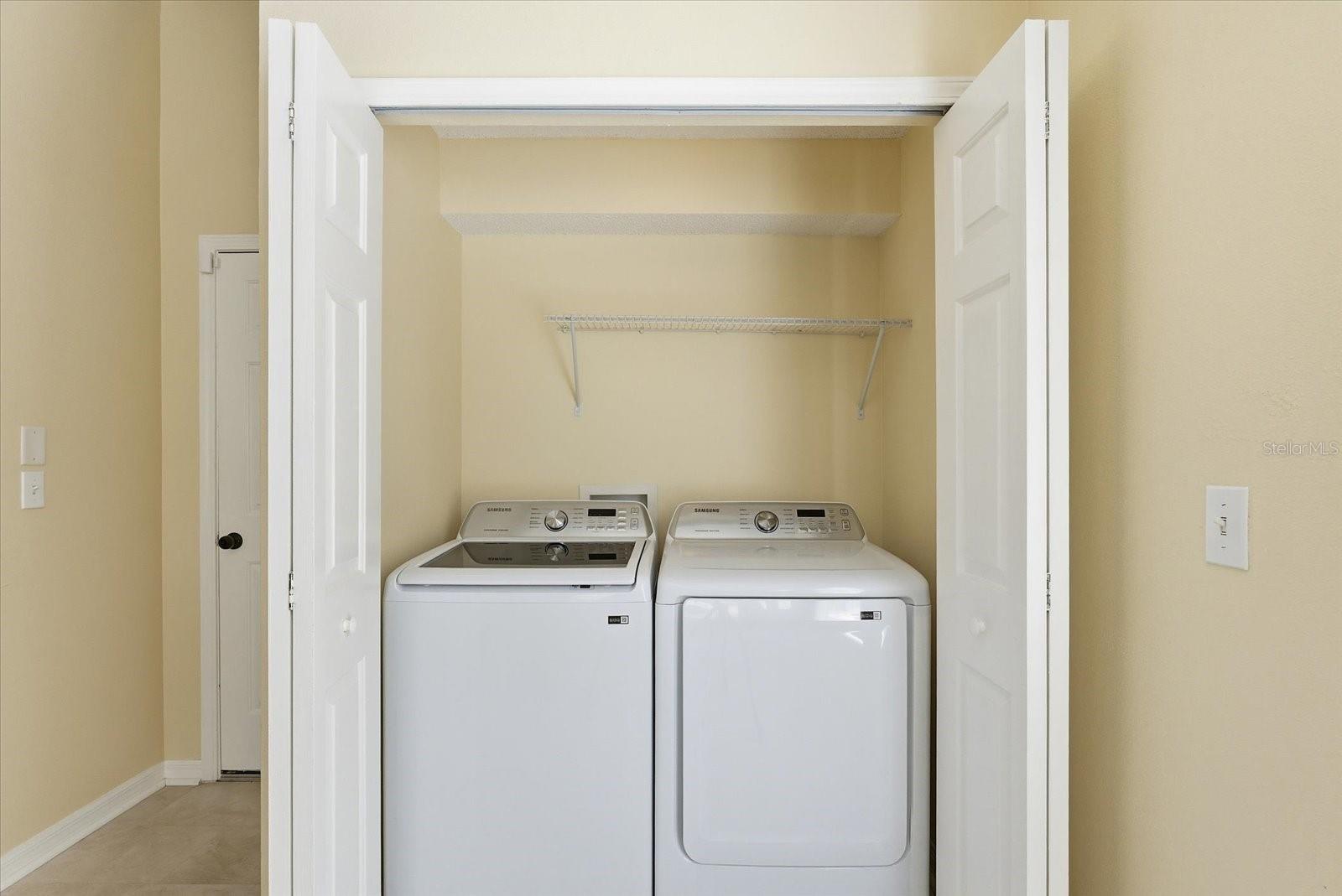 Image 18 of 37 For 12923 Fieldmoor Court